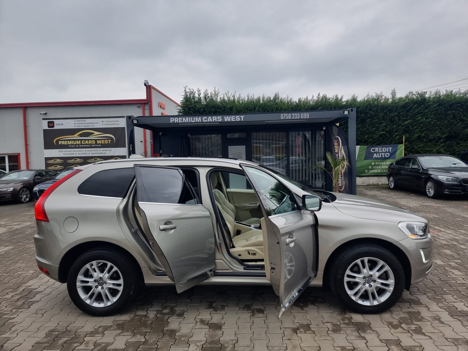 VOLVO XC-60, 2.0 DIESEL, 181 CP, AN 2014, EURO 6        RATE-LIVRARE-GARANTIE