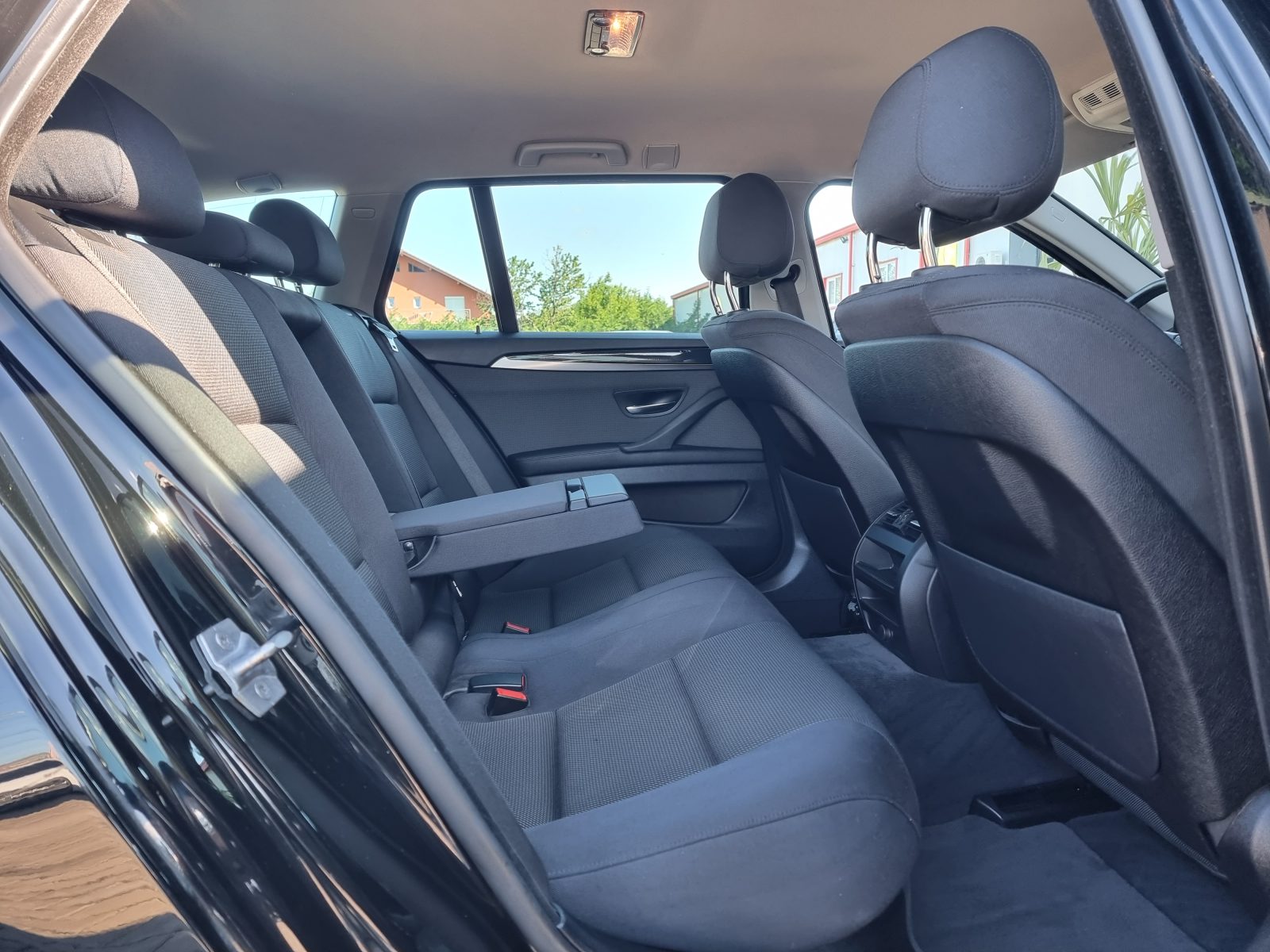 BMW 520D F11 XDRIVE FACELIFT, 2.0 DIESEL, 190 CP, AN 10/2016, EURO 6      RATE-LIVRARE-GARANTIE