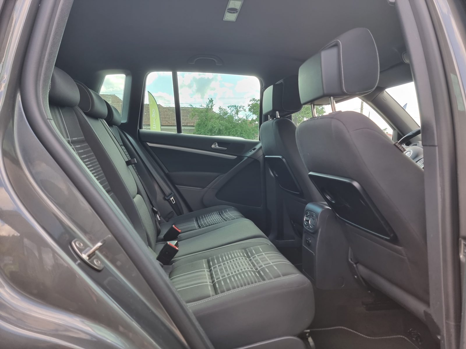 VOLKSWAGEN TIGUAN, 1.4 BENZINA, 122 CP, AN 2015, EURO 5       RATE-LIVRARE-GARANTIE