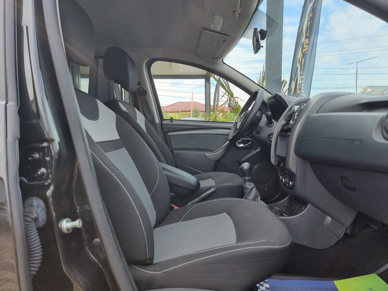 DACIA DUSTER, 1.2 BENZINA, 125 CP, AN 11/2017, EURO 6      RATE-LIVRARE-GARANTIE
