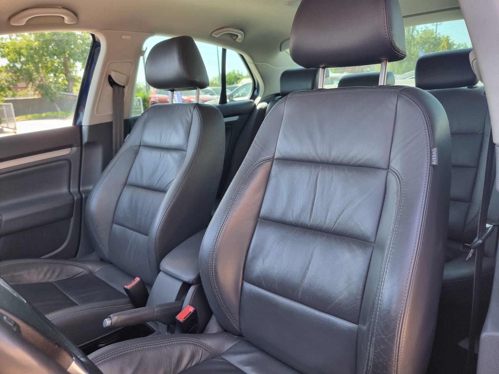 VOLKSWAGEN JETTA, 2.0 TDI, 140 CP, AN 2008       RATE-LIVRARE-GARANTIE