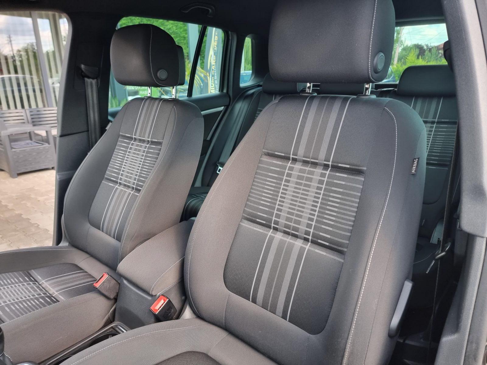 VOLKSWAGEN TIGUAN, 1.4 BENZINA, 122 CP, AN 2015, EURO 5       RATE-LIVRARE-GARANTIE