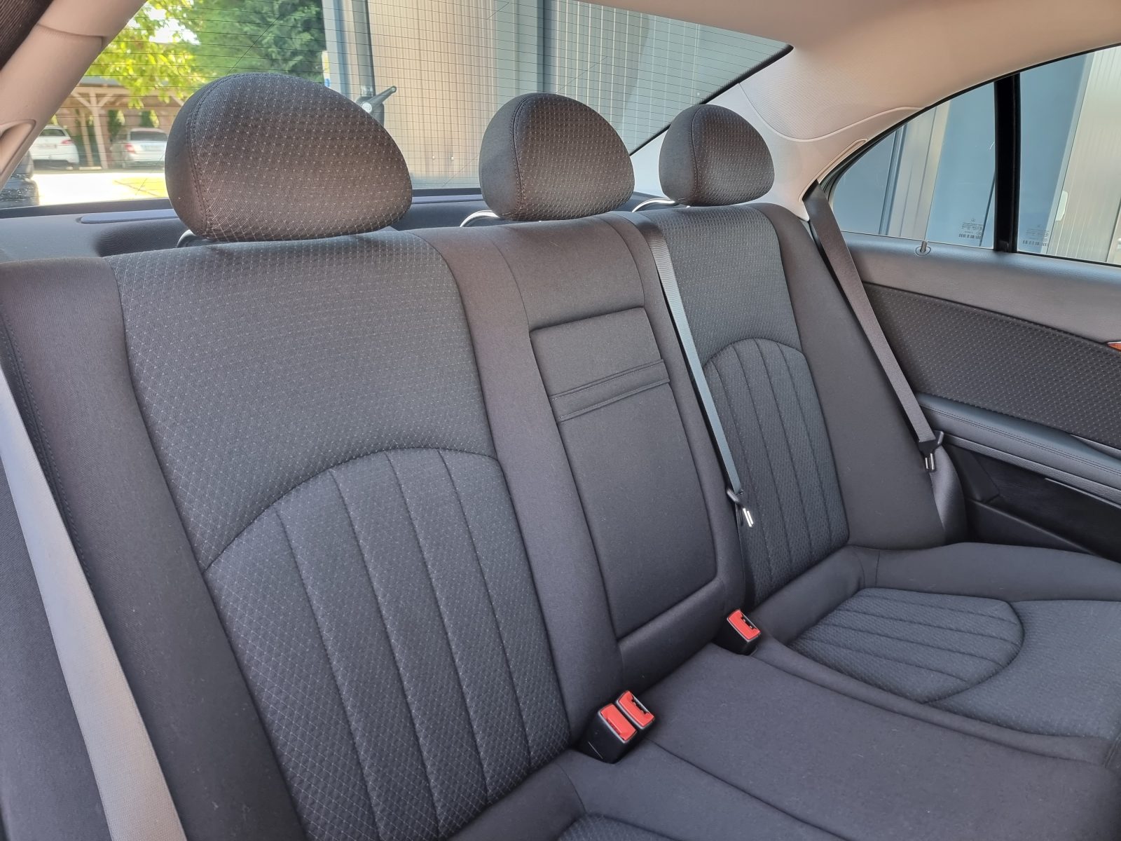 MERCEDES-BENZ E200 KOMPRESSOR, 1.8 BENZINA, 184 CP, AN 2007        RATE-LIVRARE-GARANTIE