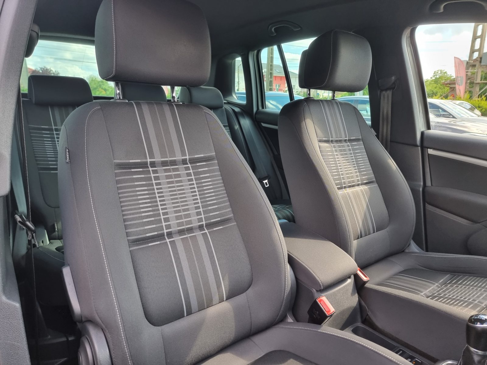 VOLKSWAGEN TIGUAN, 1.4 BENZINA, 122 CP, AN 2015, EURO 5       RATE-LIVRARE-GARANTIE