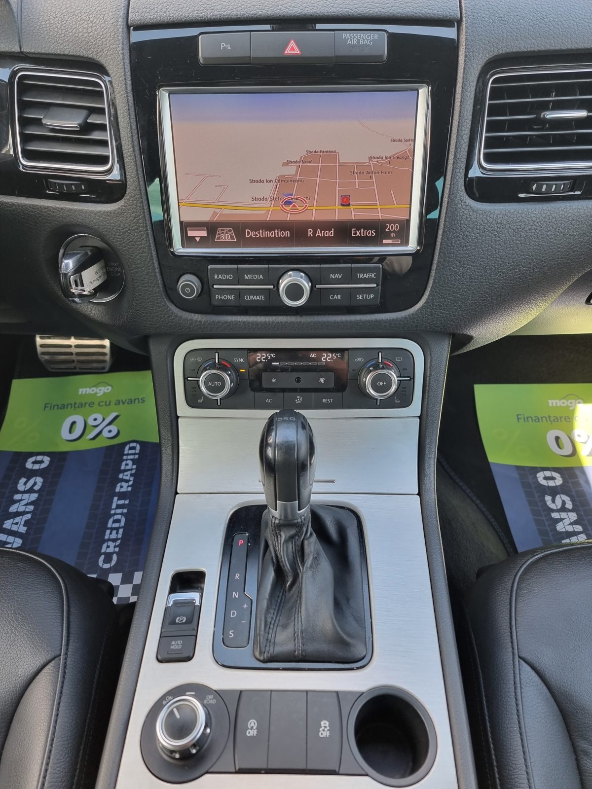 VW TOUAREG, 3.0 TDI, 245 CP, AN 2012, EURO 5    REVIZIE EFECTUATA ( DISTRIBUTIE + ULEI SI FILTRE )       RATE-LIVRARE-GARANTIE