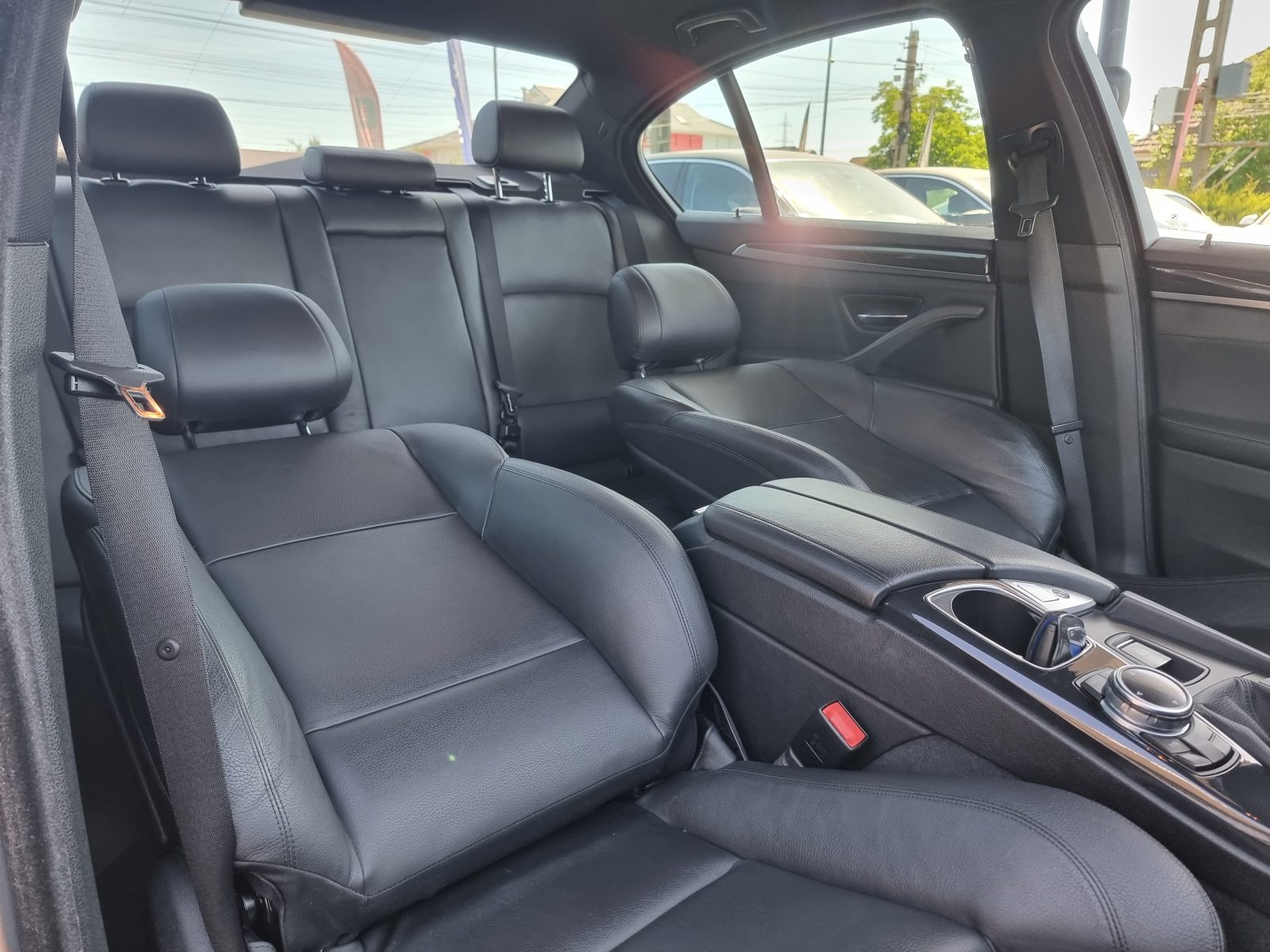 BMW 525D FACELIFT M-PAKET, 2.0 DIESEL, 218 CP, AN 11/2013, EURO 6        RATE-LIVRARE-GARANTIE