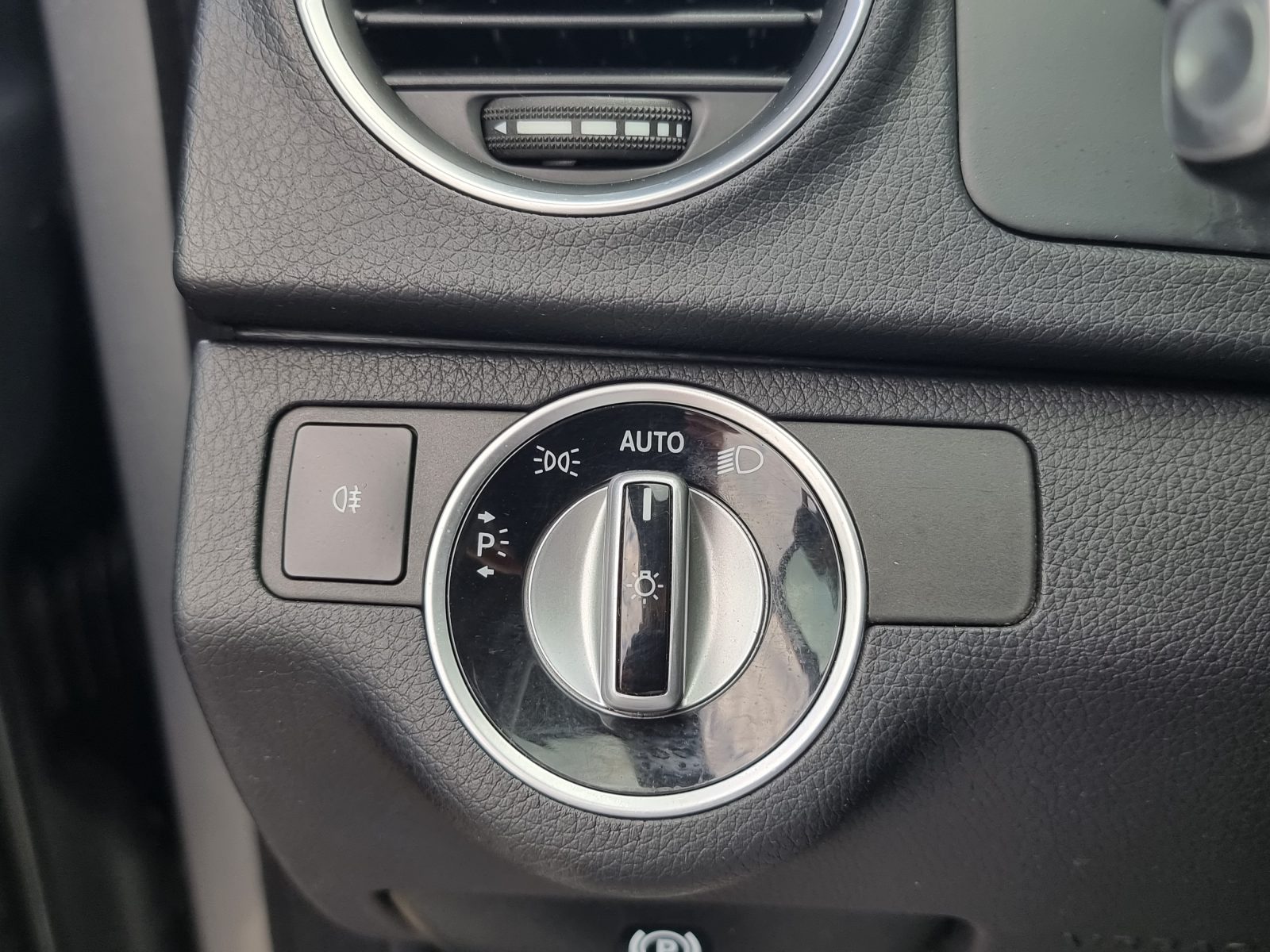 MERCEDES-BENZ C200 CDI AVANTGARDE, 2.2 DIESEL, 136 CP, AN 2014, EURO 5        RATE-LIVRARE-GARANTIE