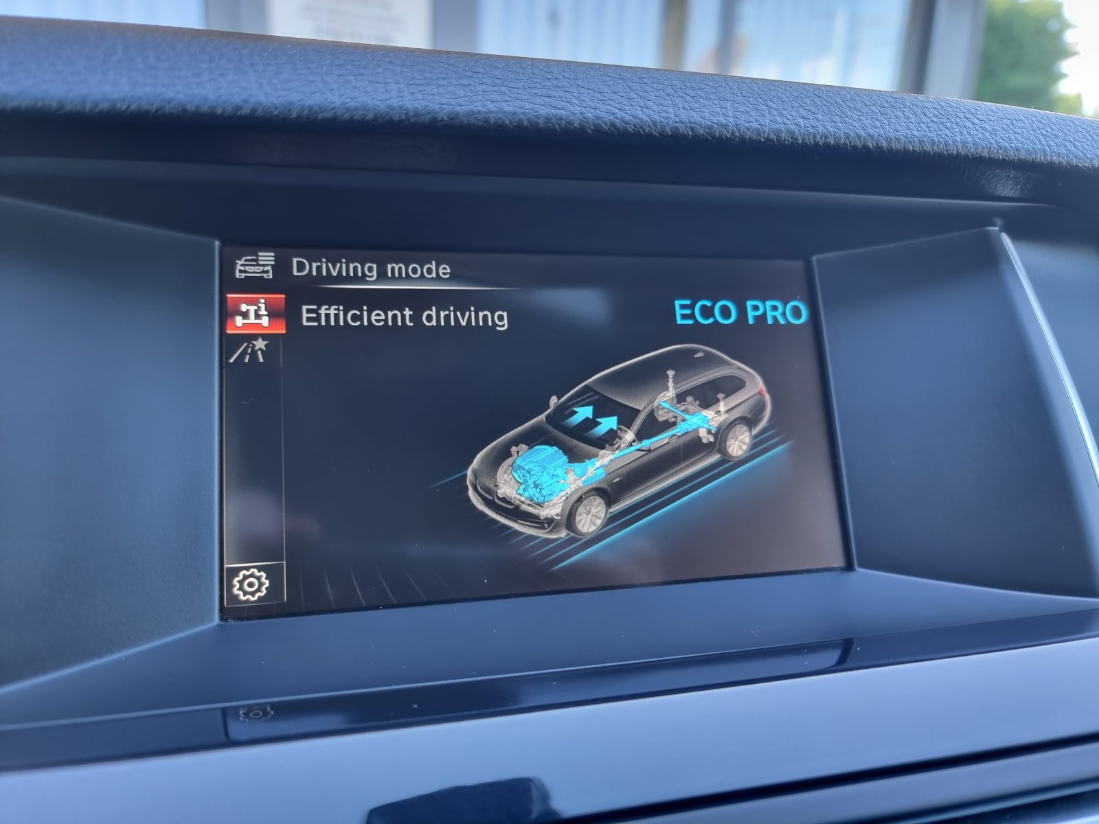 BMW 520D F11 XDRIVE FACELIFT, 2.0 DIESEL, 190 CP, AN 10/2016, EURO 6      RATE-LIVRARE-GARANTIE