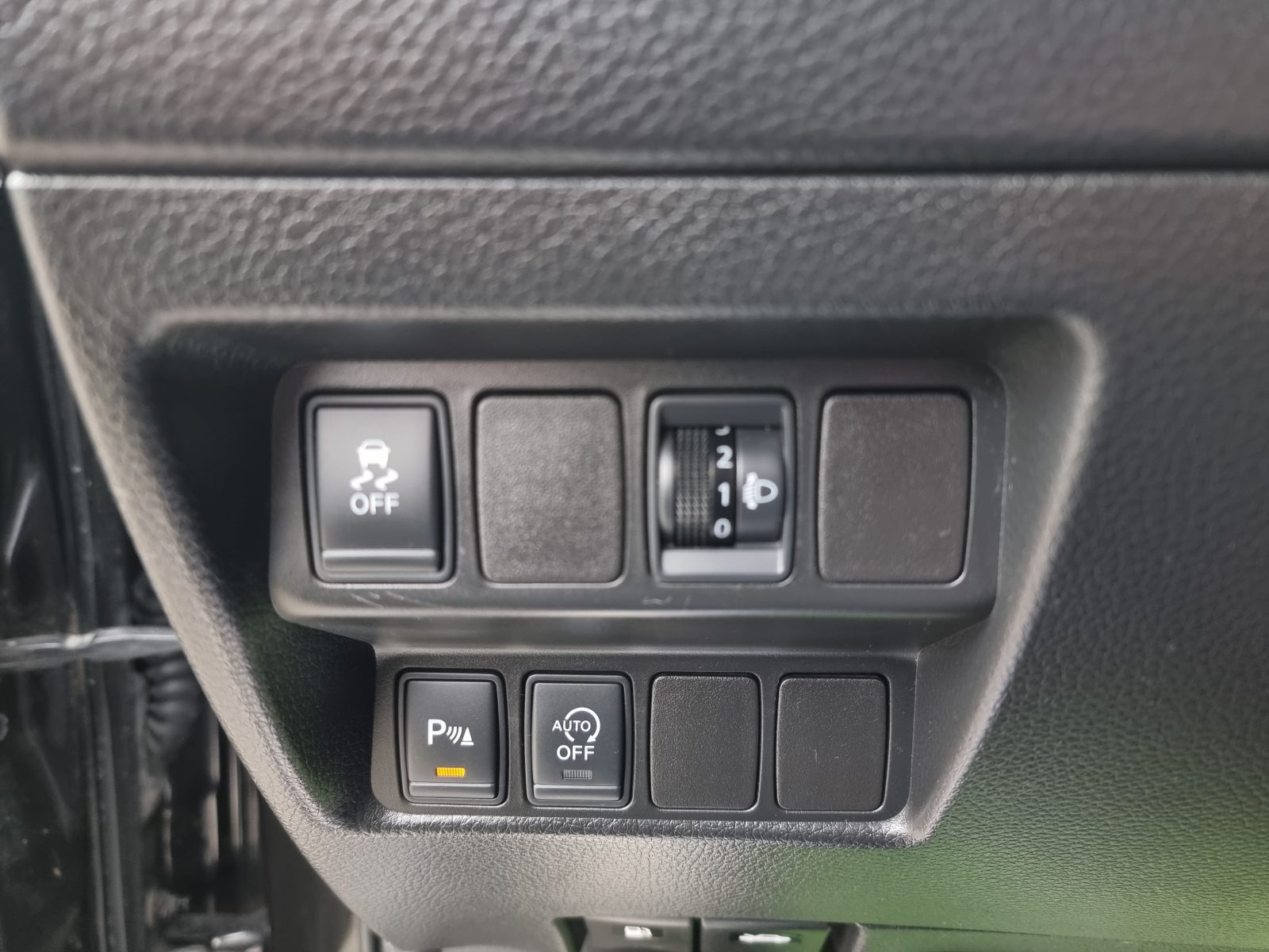 NISSAN QASHQAI ACENTA, 1.2 BENZINA, 115 CP, AN 2014, EURO 5       RATE-LIVRARE-GARANTIE