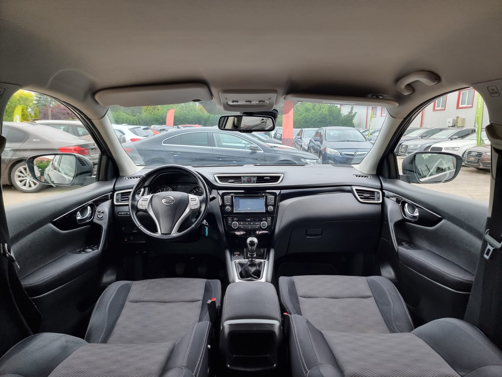 NISSAN QASHQAI ACENTA, 1.2 BENZINA, 115 CP, AN 2014, EURO 5       RATE-LIVRARE-GARANTIE