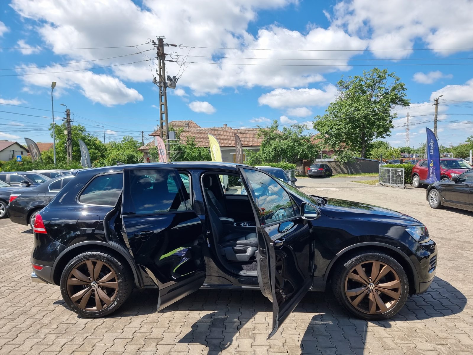 VW TOUAREG, 3.0 TDI, 245 CP, AN 2012, EURO 5    REVIZIE EFECTUATA ( DISTRIBUTIE + ULEI SI FILTRE )       RATE-LIVRARE-GARANTIE