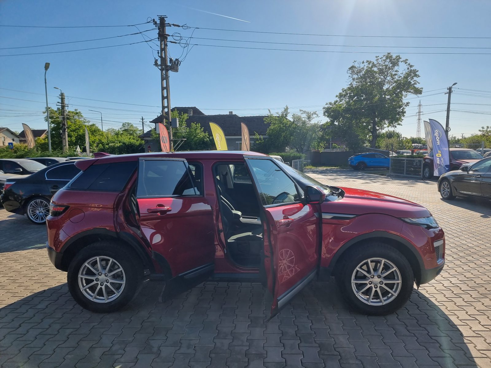 LAND ROVER RANGE ROVER EVOQUE 4X4, 2.0 DIESEL, 150 CP, AN 2017, EURO 6      REVIZIE EFECTUATA ( DISTRIBUTIE + ULEI SI FILTRE )     RATE-LIVRARE-GARANTIE