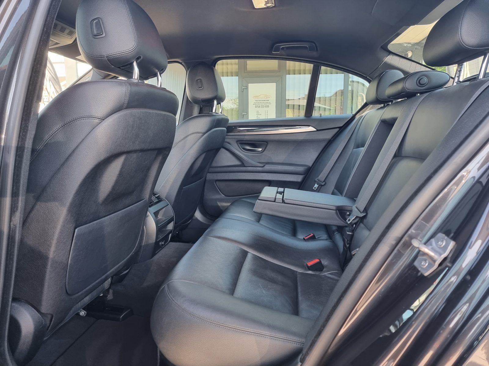 BMW 525D FACELIFT M-PAKET, 2.0 DIESEL, 218 CP, AN 11/2013, EURO 6        RATE-LIVRARE-GARANTIE