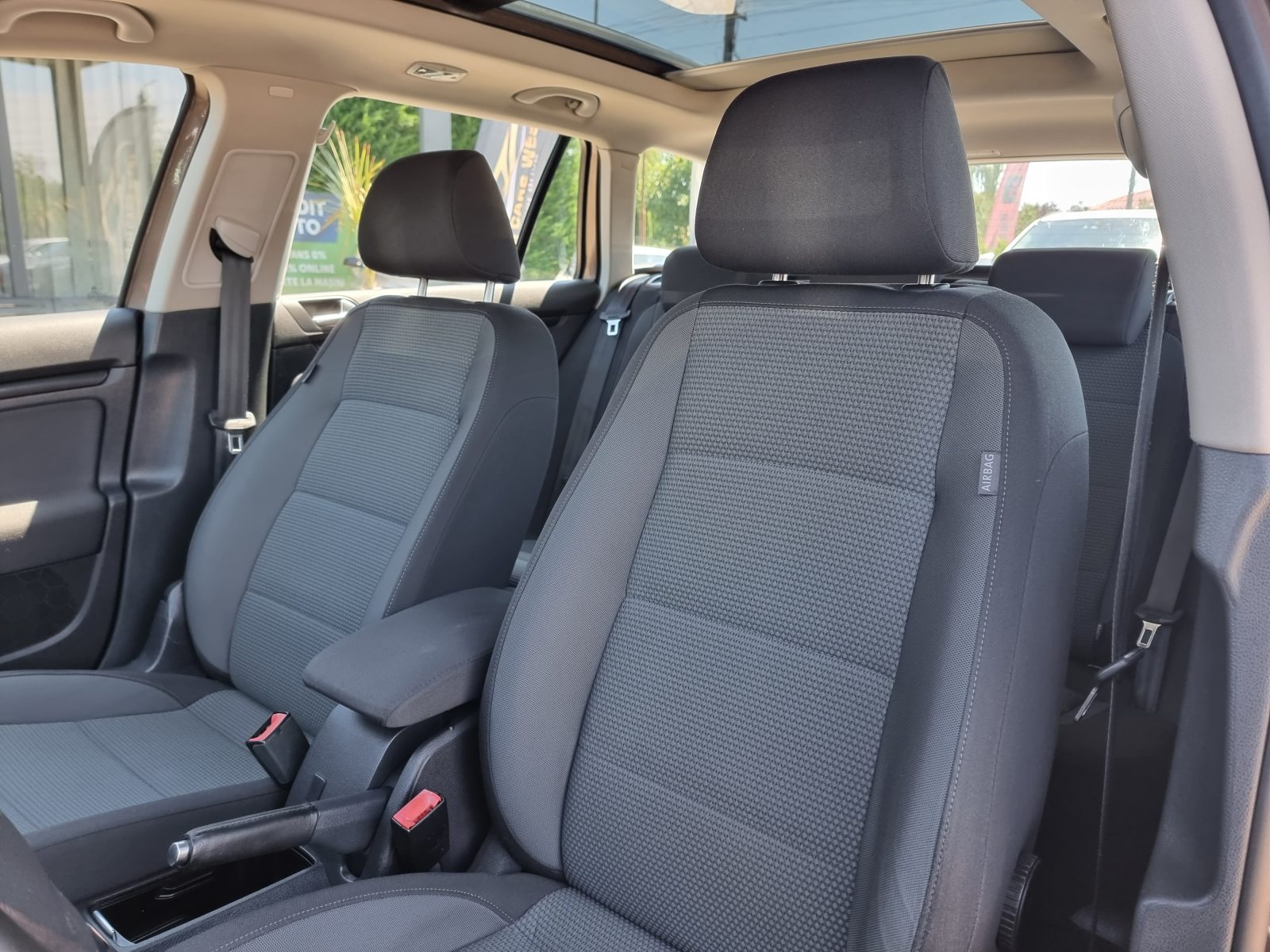 VOLKSWAGEN GOLF VI, 2.0 TDI, 140 CP, AN 2011, EURO 5         RATE-LIVRARE-GARANTIE