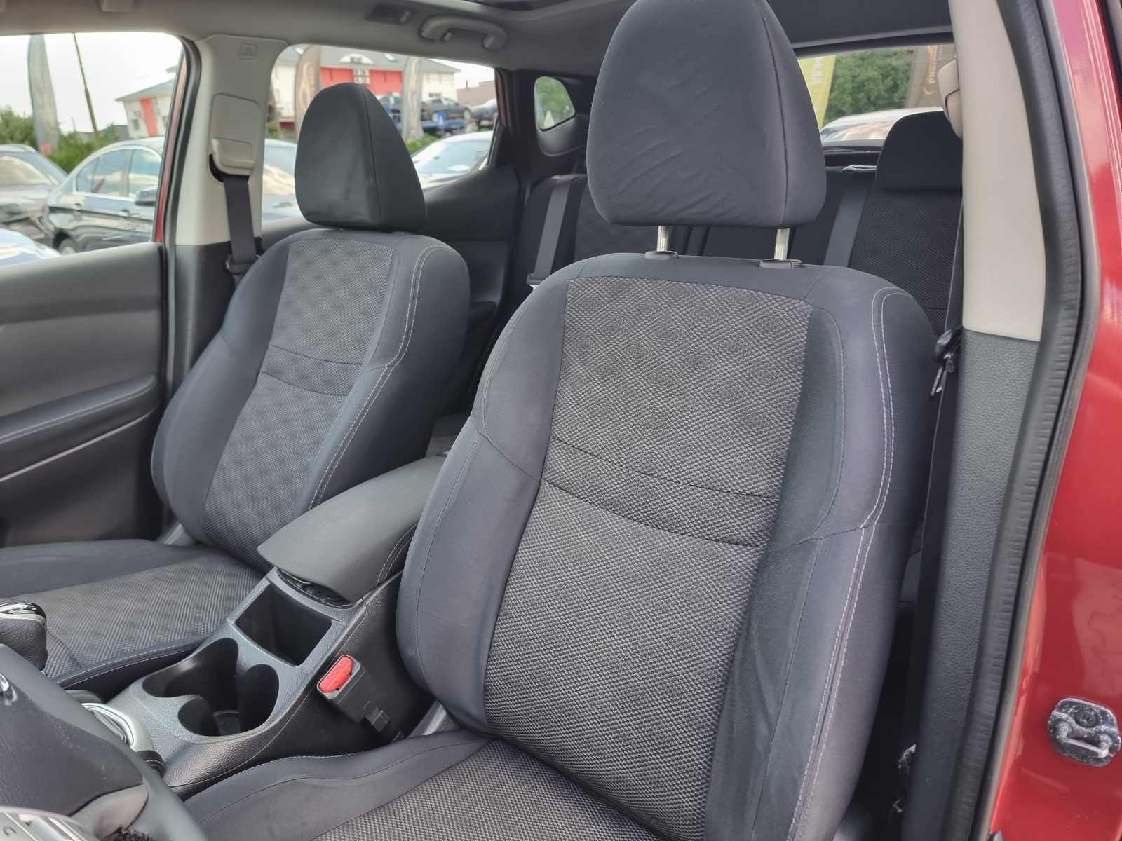 NISSAN QASHQAI, 1.5 DIESEL, 110 CP, AN 2014, EURO 5         RATE-LIVRARE-GARANTIE