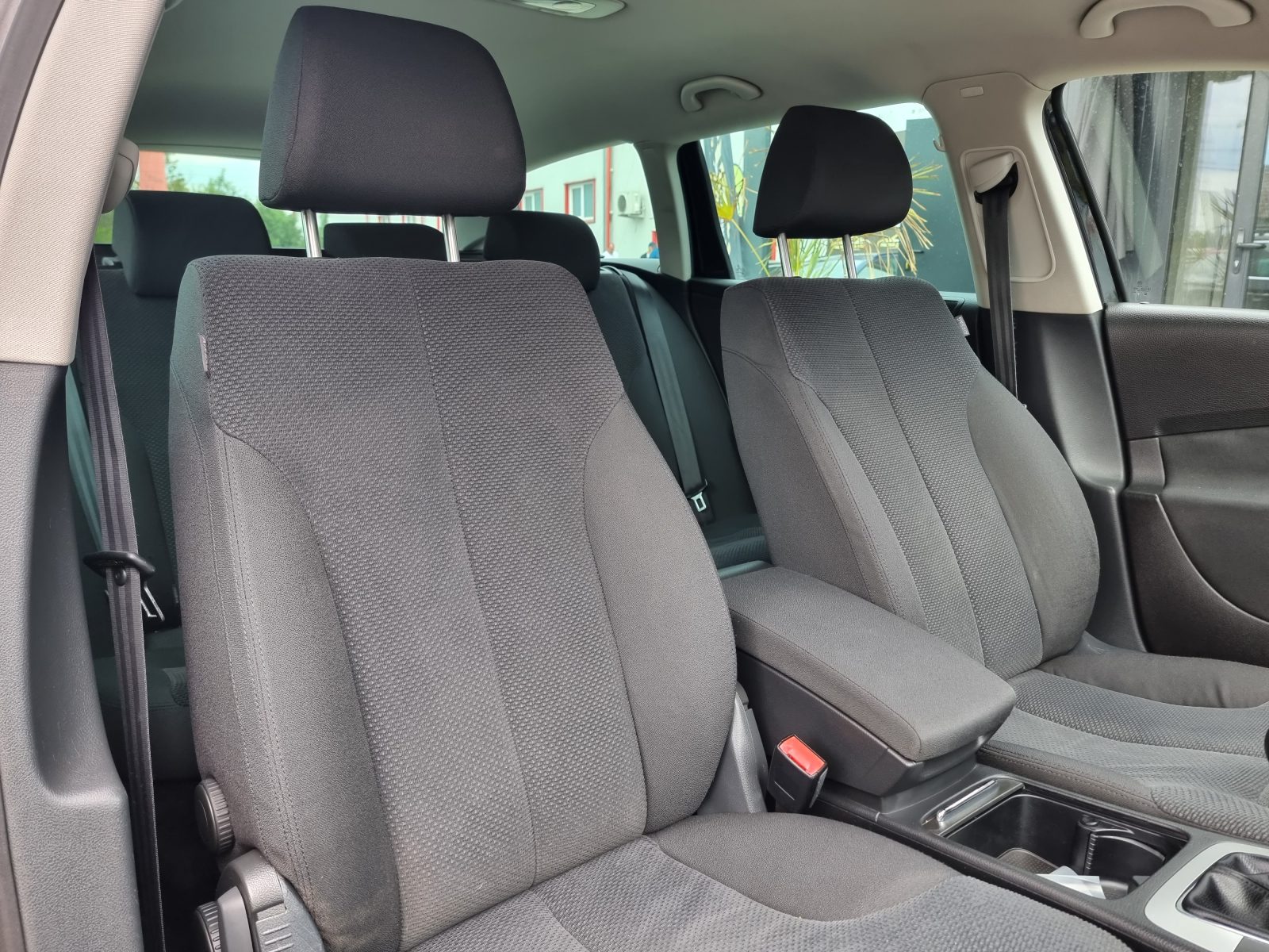 VOLKSWAGEN PASSAT, 1.9 TDI, 105 CP, AN 2008         RATE-LIVRARE-GARANTIE