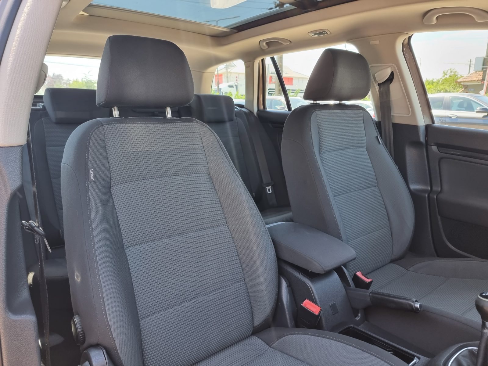 VOLKSWAGEN GOLF VI, 2.0 TDI, 140 CP, AN 2011, EURO 5         RATE-LIVRARE-GARANTIE