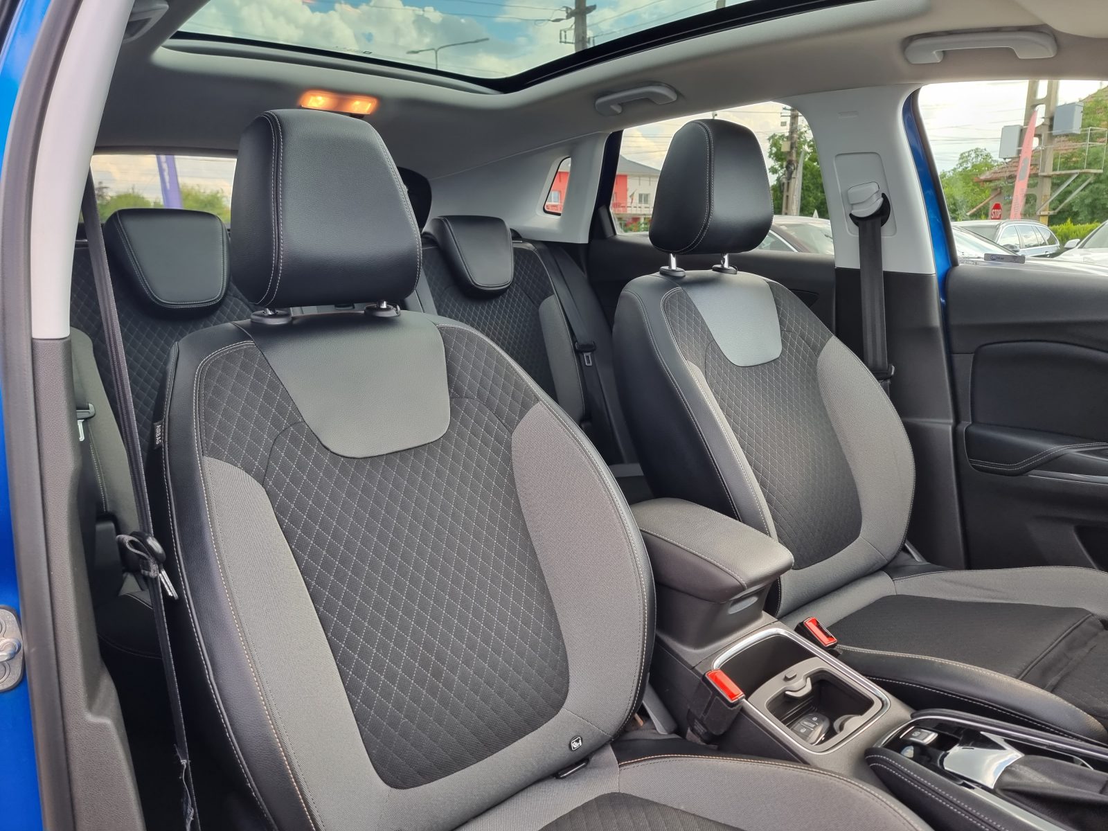 OPEL GRANDLAND X, 1.2 BENZINA, 130 CP, AN 2018, EURO 6       RATE-LIVRARE-GARANTIE