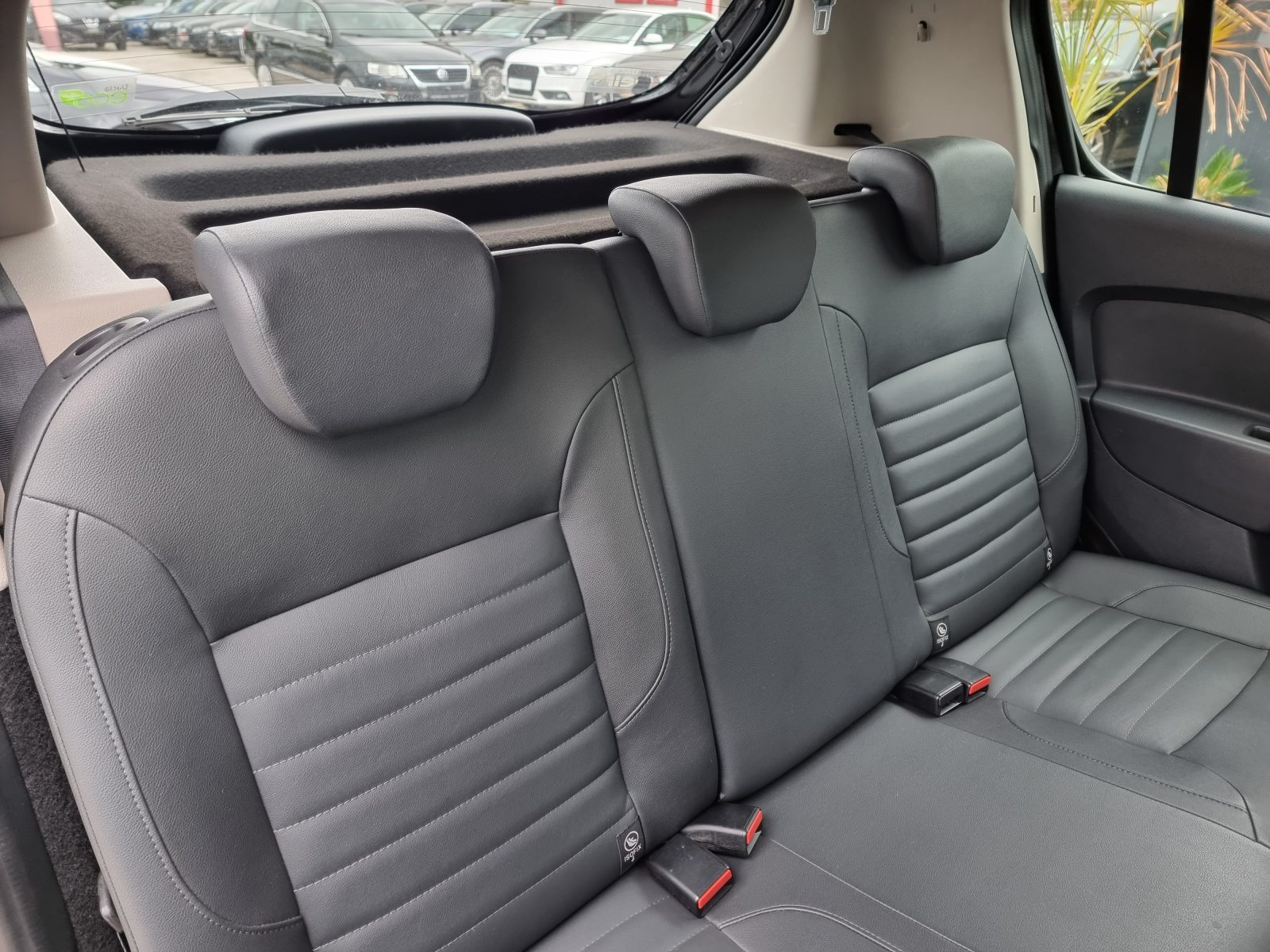 DACIA SANDERO STEPWAY, 1.5 DIESEL, 90 CP, AN 2014, EURO 5     RATE-LIVRARE-GARANTIE