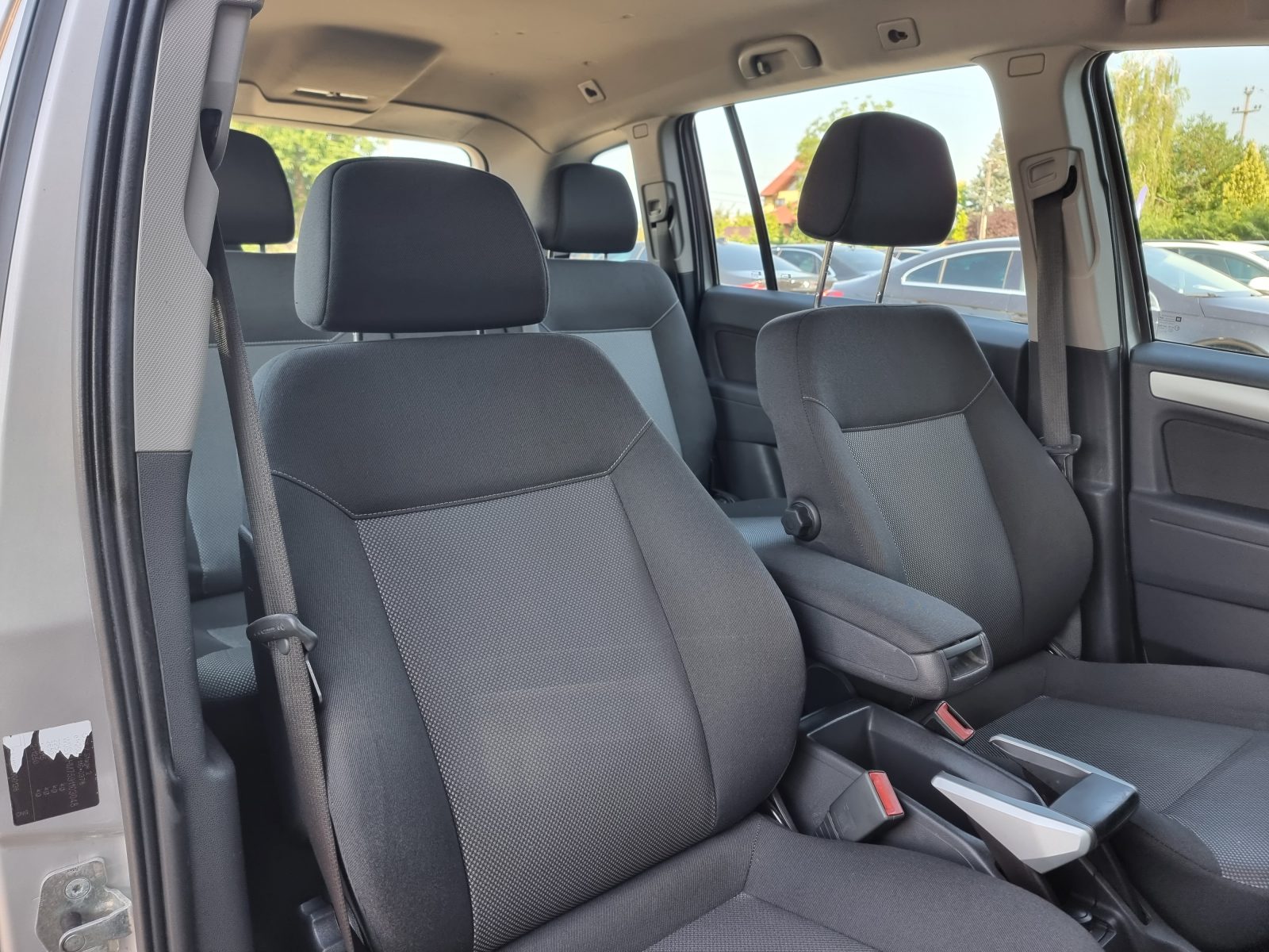 OPEL ZAFIRA 7 LOCURI, 1.6 BENZINA + GAZ , 94 CP, AN 2009            RATE-LIVRARE-GARANTIE
