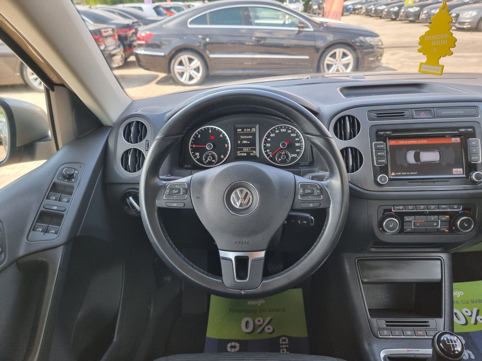 VOLKSWAGEN TIGUAN 4X4, 2.0 TDI, 140 CP, AN 2013, EURO 5       RATE-LIVRARE-GARANTIE