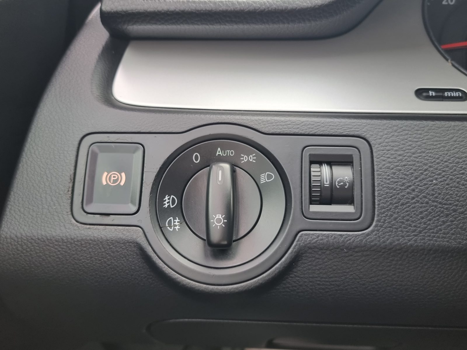 VOLKSWAGEN PASSAT, 1.9 TDI, 105 CP, AN 2008         RATE-LIVRARE-GARANTIE
