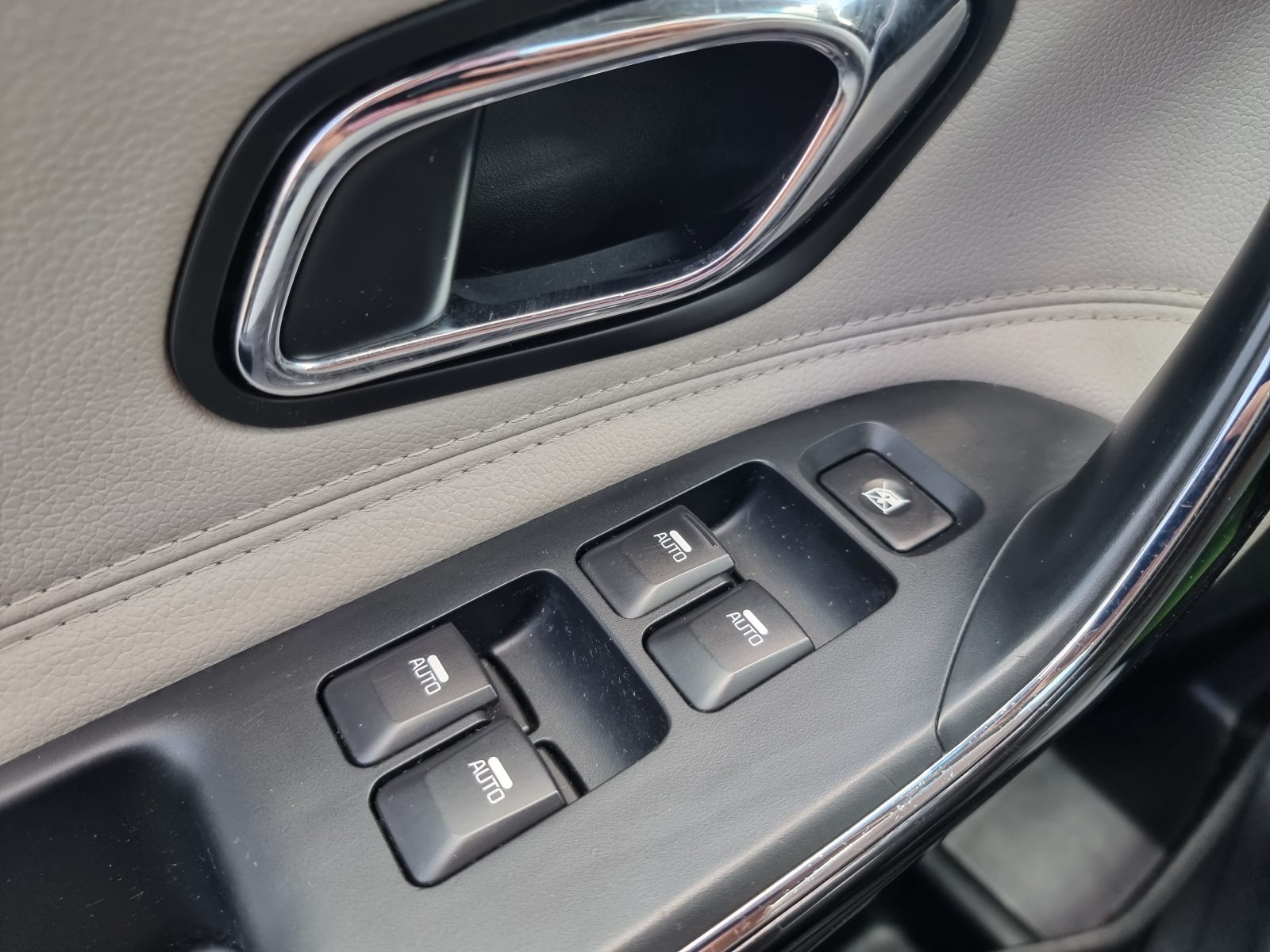 KIA CEED, 1.6 DIESEL, 128 CP, AN 2015, EURO 5      RATE-LIVRARE-GARANTIE