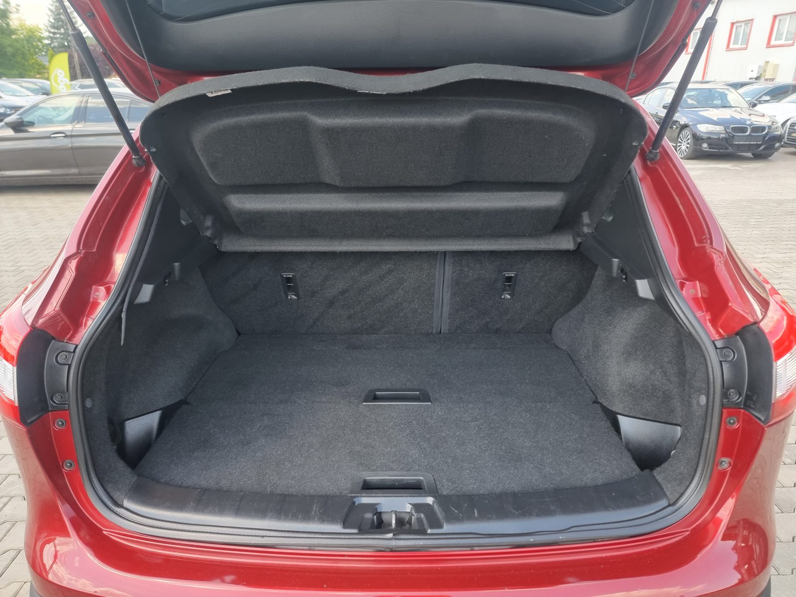NISSAN QASHQAI, 1.5 DIESEL, 110 CP, AN 2014, EURO 5         RATE-LIVRARE-GARANTIE
