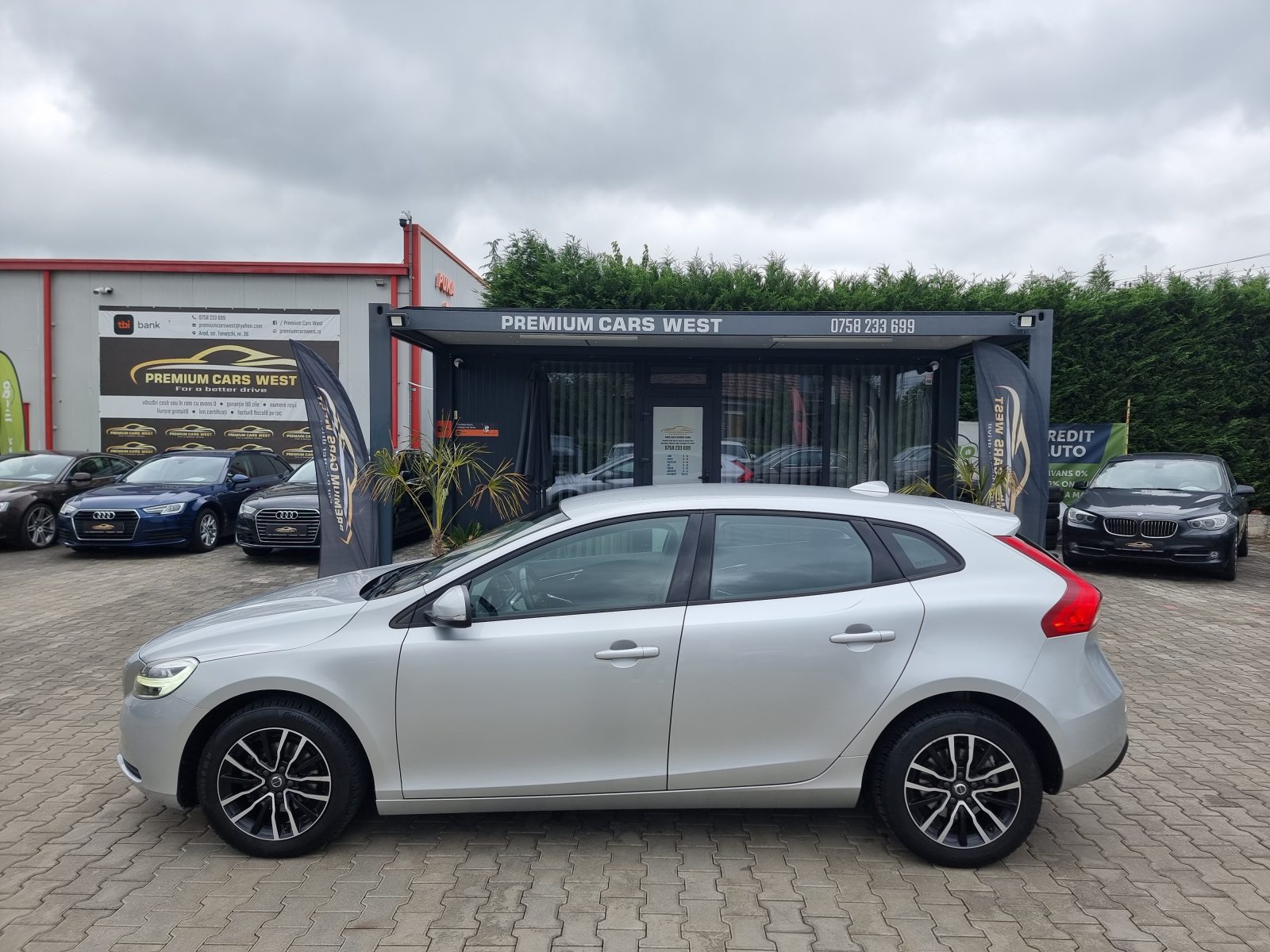 VOLVO V40, 2.0 DIESEL, 120 CP, AN 2016, EURO 6       RATE-LIVRARE-GARANTIE