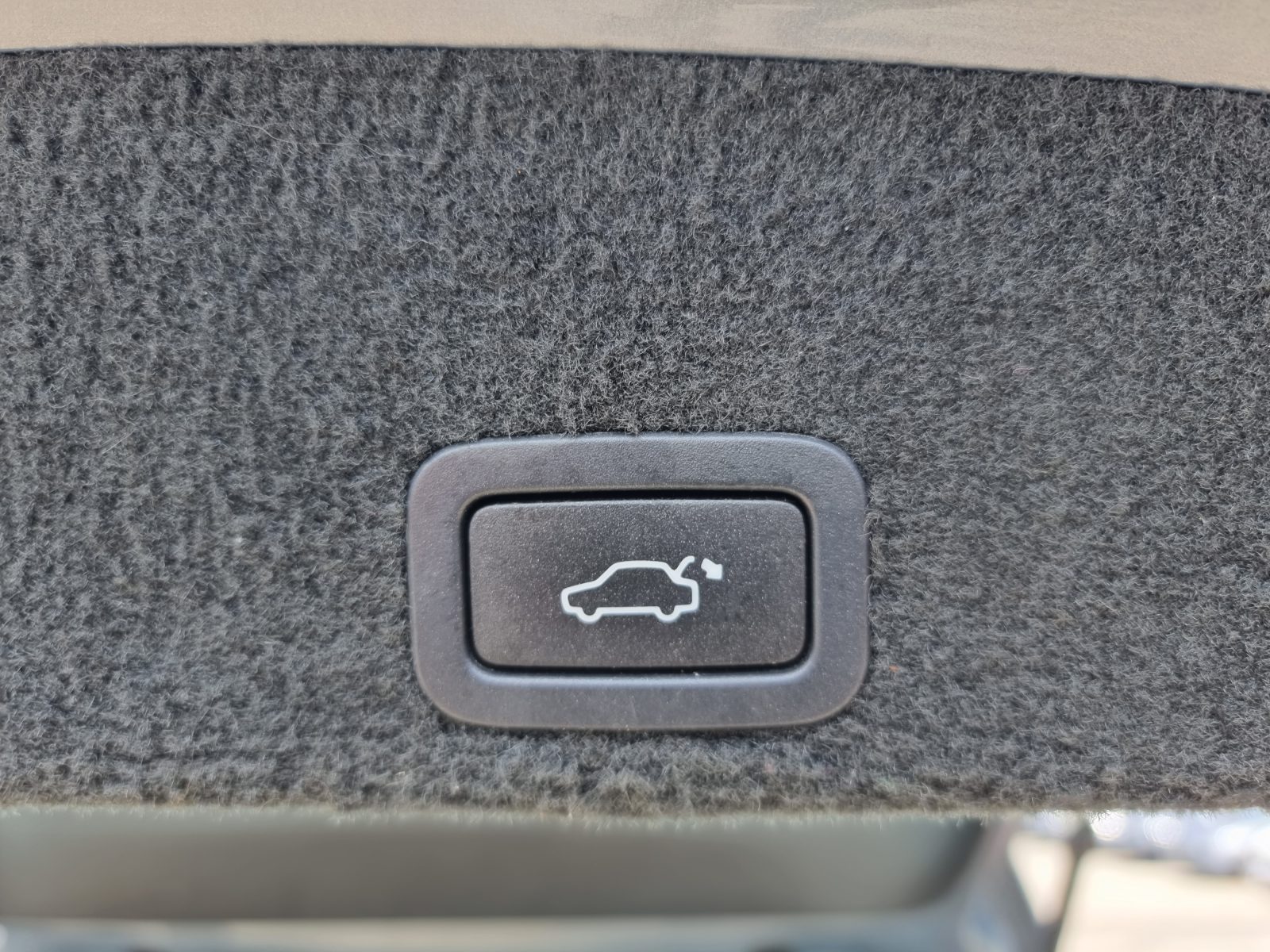 VOLVO XC60 4X4, 2.4 DIESEL, 163 CP, AN 2011, EURO 5      RATE-LIVRARE-GARANTIE