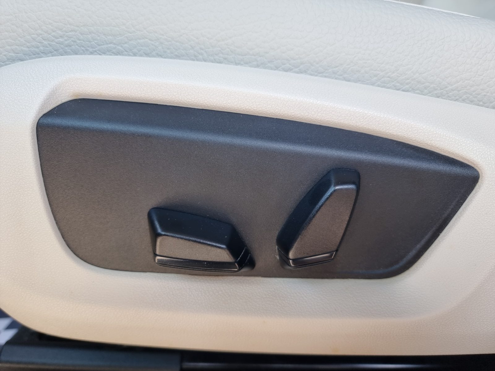BMW X5 XDRIVE, 2.0 DIESEL, 230 CP, AN 2016, EURO 6       RATE-LIVRARE-GARANTIE