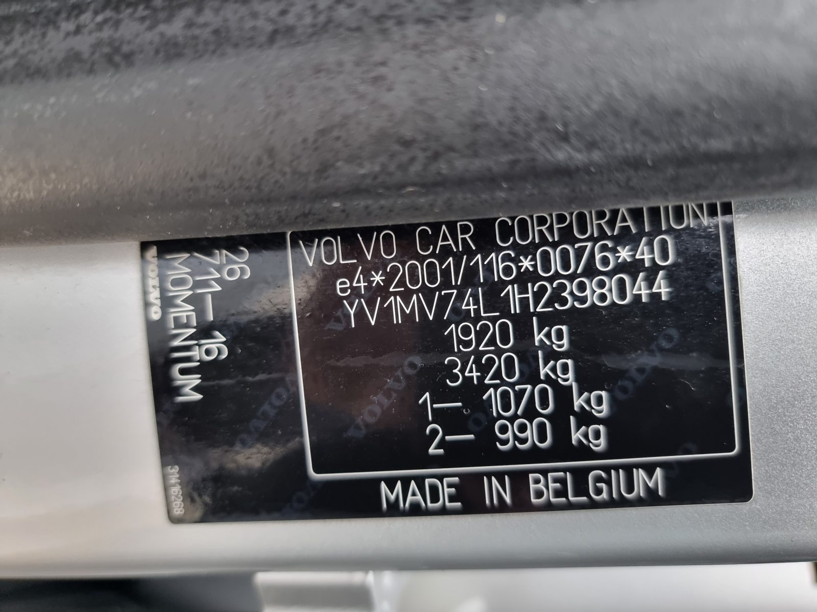 VOLVO V40, 2.0 DIESEL, 120 CP, AN 2016, EURO 6       RATE-LIVRARE-GARANTIE