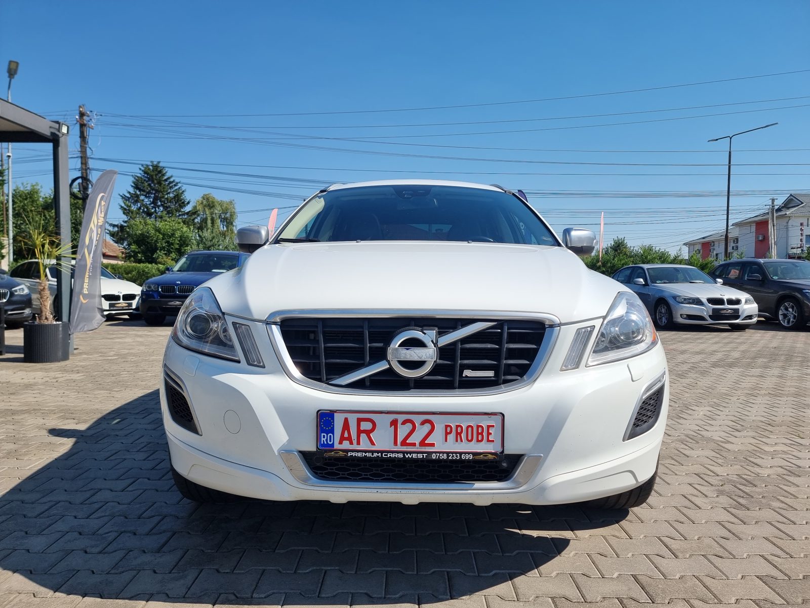 VOLVO XC60 4X4 R-DESIGN, 2.4 DIESEL, 215 CP, AN 2012, EURO 5       RATE-LIVRARE-GARANTIE