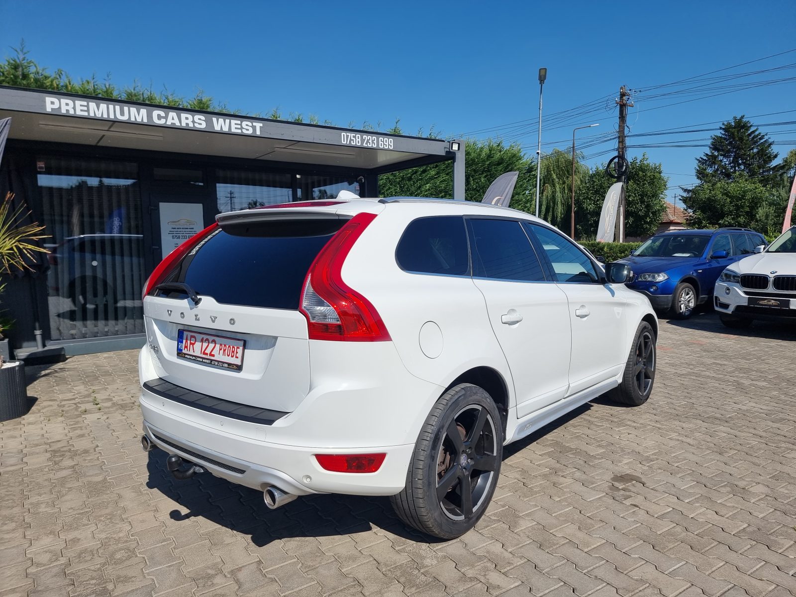 VOLVO XC60 4X4 R-DESIGN, 2.4 DIESEL, 215 CP, AN 2012, EURO 5       RATE-LIVRARE-GARANTIE