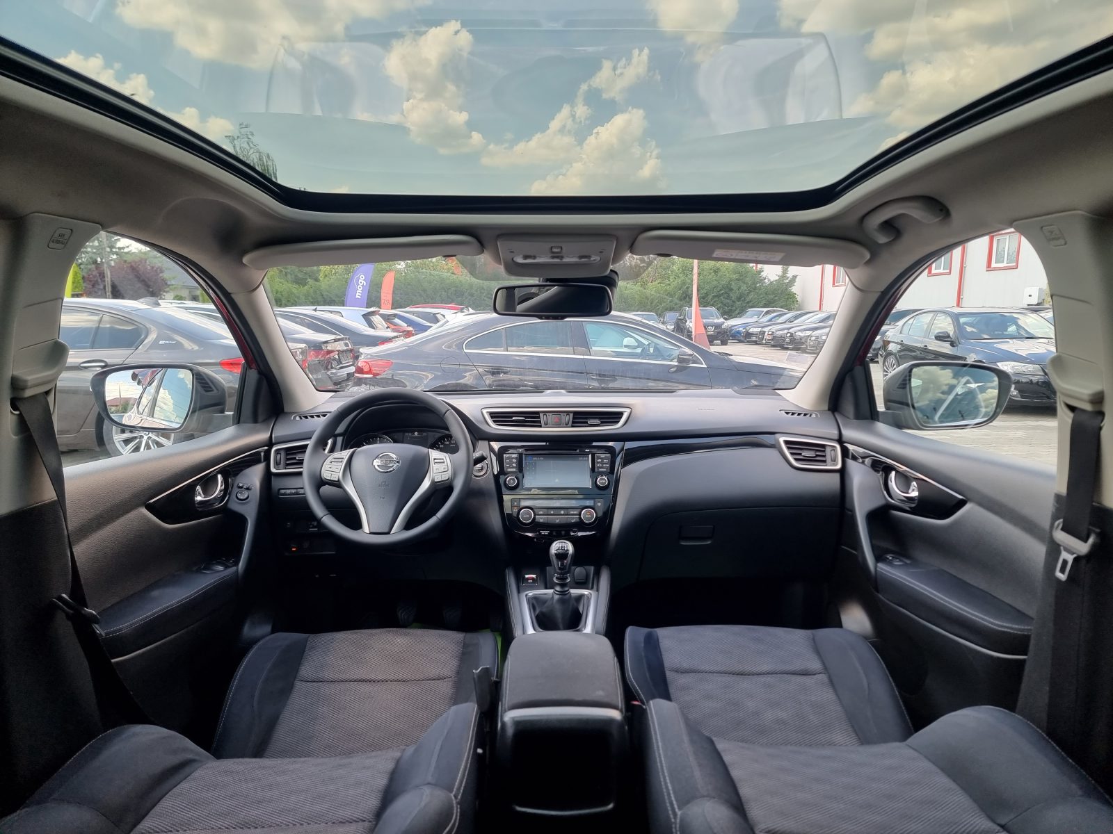 NISSAN QASHQAI, 1.5 DIESEL, 110 CP, AN 2014, EURO 5         RATE-LIVRARE-GARANTIE