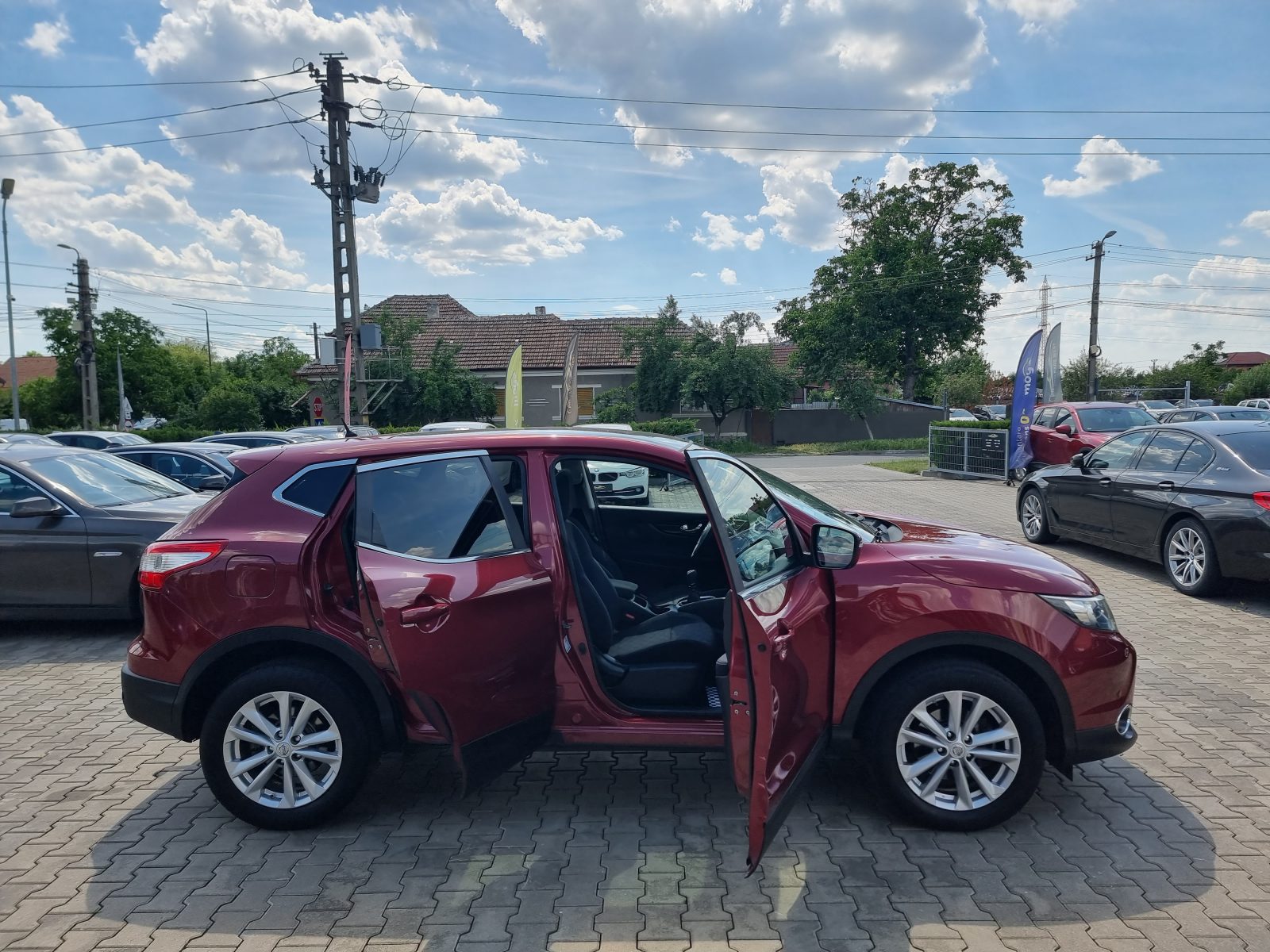 NISSAN QASHQAI, 1.5 DIESEL, 110 CP, AN 2014, EURO 5         RATE-LIVRARE-GARANTIE