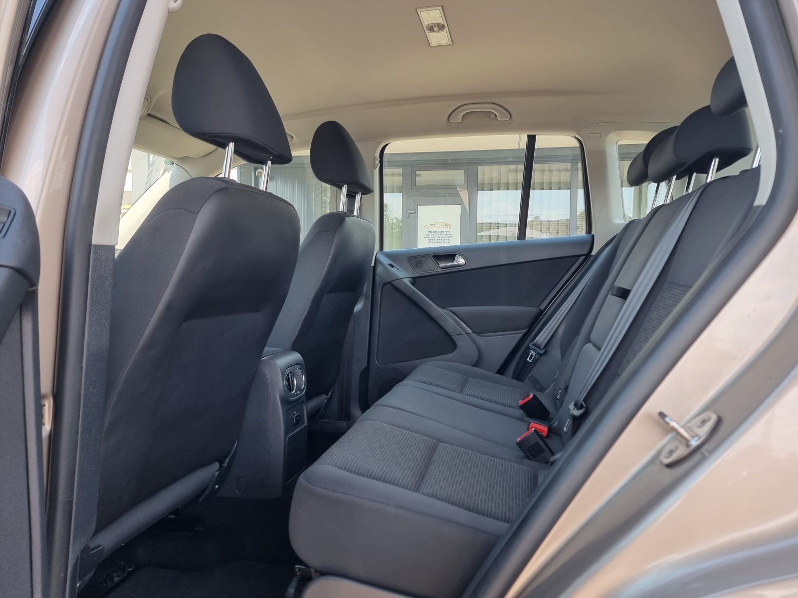 VOLKSWAGEN TIGUAN 4X4, 2.0 TDI, 140 CP, AN 2013, EURO 5       RATE-LIVRARE-GARANTIE