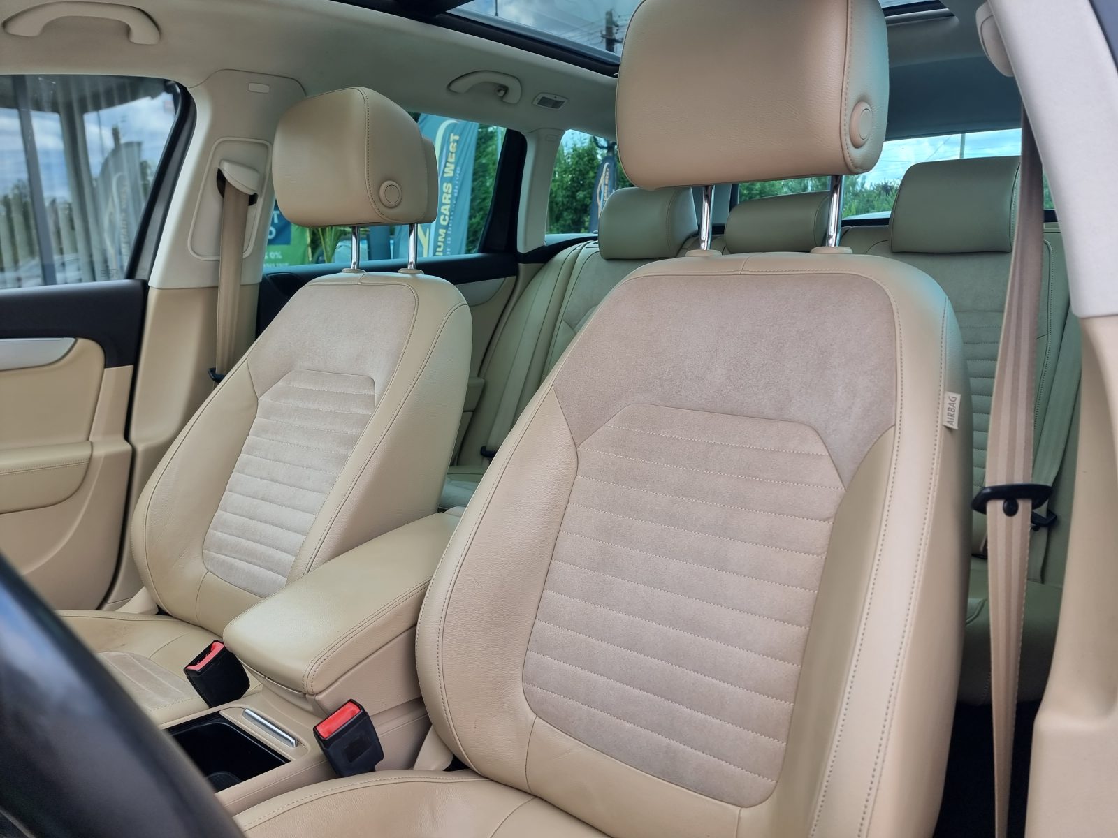 VOLKSWAGEN PASSAT 4MOTION 4X4, 2.0 TDI, 170 CP, AN 2012, EURO 5           RATE-LIVRARE-GARANTIE
