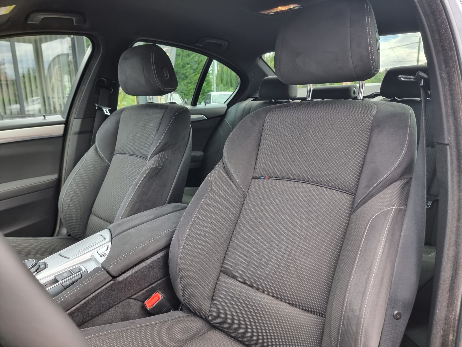 BMW 525D XDRIVE FACELIFT M-PAKET, 2.0 DIESEL, 218 CP, AN 2015, EURO 6           RATE-LIVRARE-GARANTIE