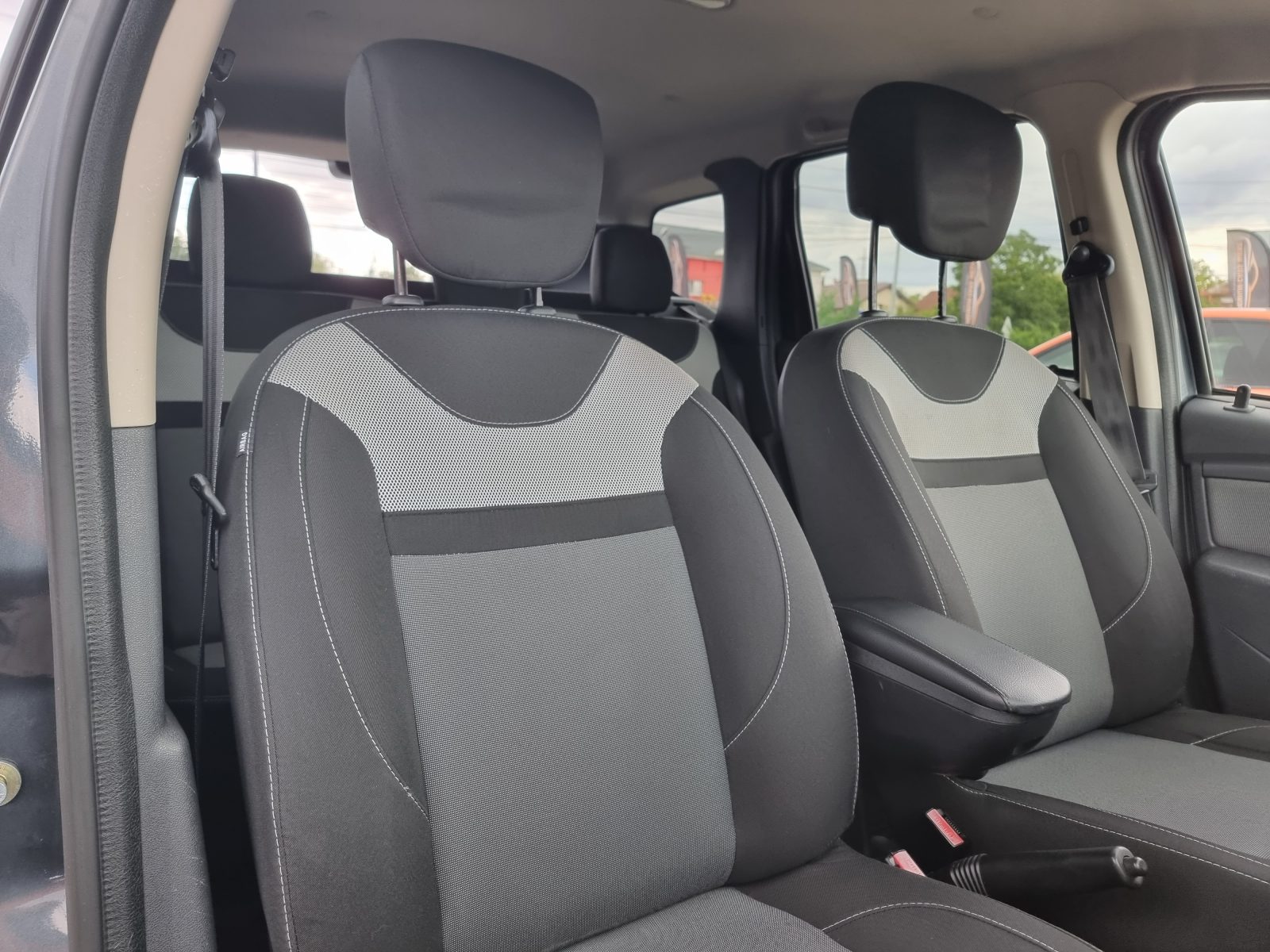 DACIA DUSTER, 1.2 BENZINA, 125 CP, AN 2016, EURO 6           RATE-LIVRARE-GARANTIE