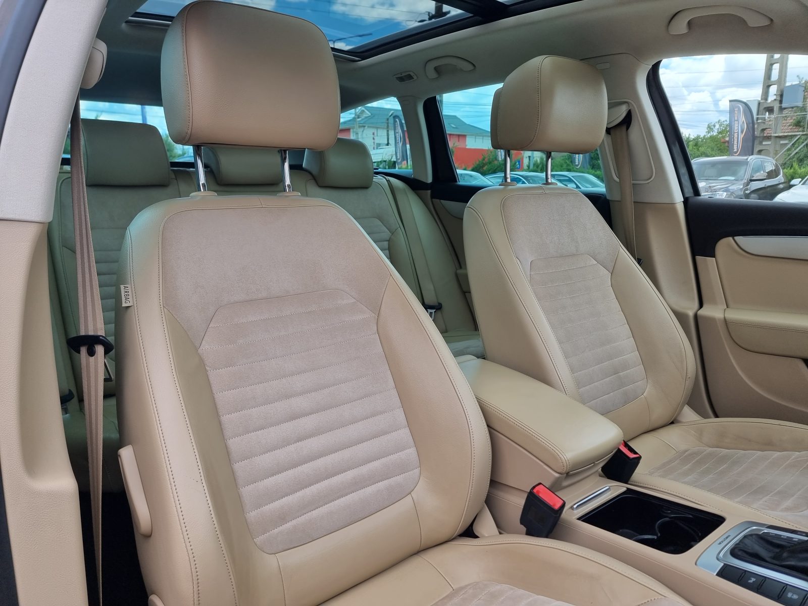 VOLKSWAGEN PASSAT 4MOTION 4X4, 2.0 TDI, 170 CP, AN 2012, EURO 5           RATE-LIVRARE-GARANTIE