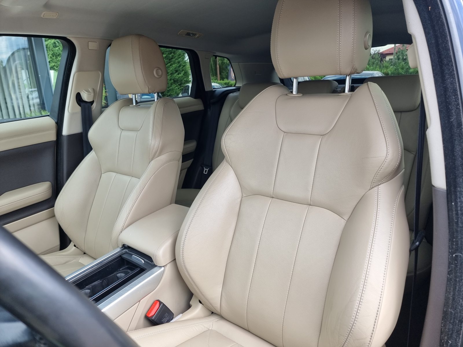 LAND ROVER RANGE ROVER EVOQUE 4X4, 2.0 DIESEL, 150 CP, AN 2018, EURO 6                   RATE-LIVRARE-GARANTIE