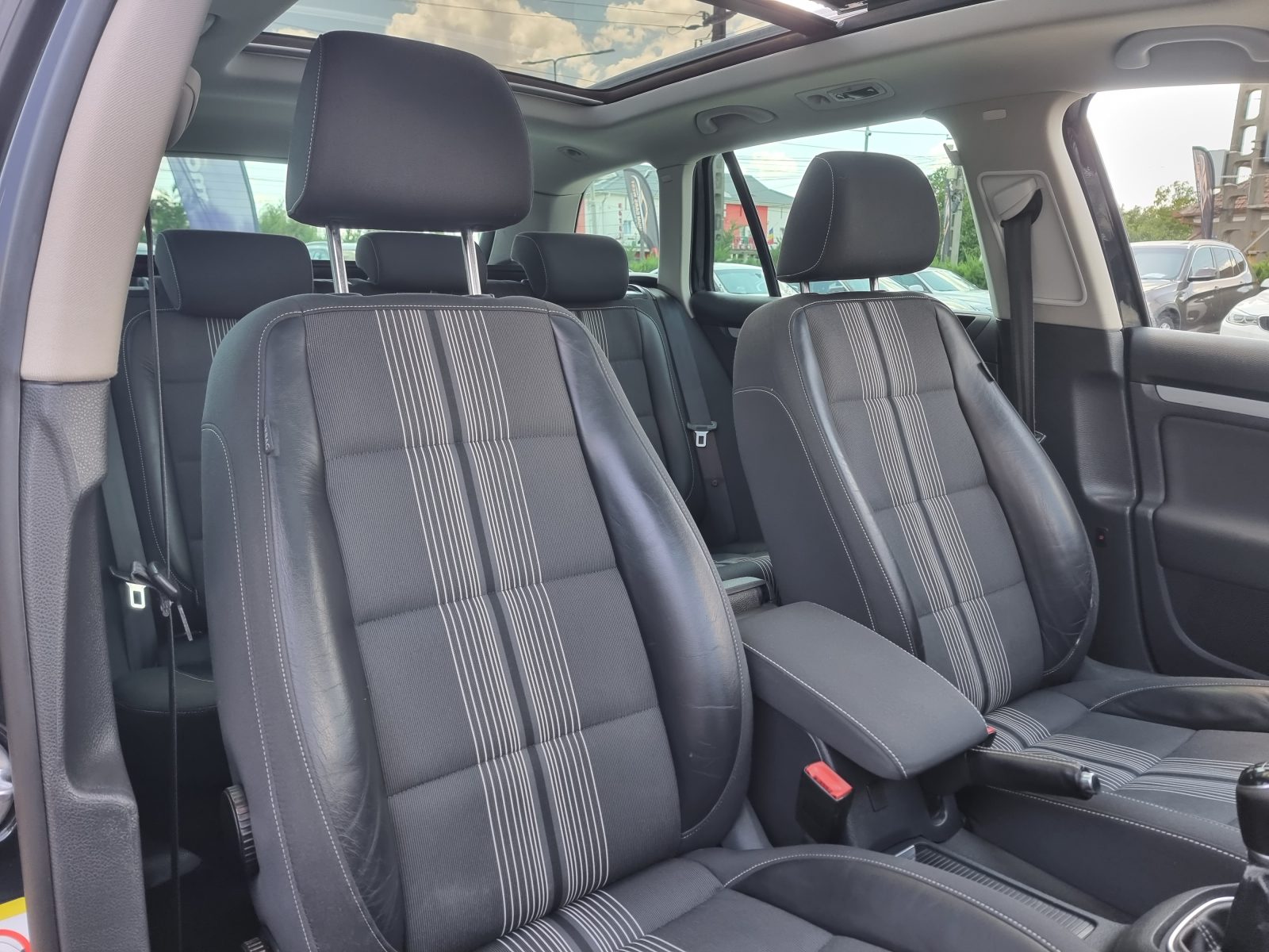 VOLKSWAGEN GOLF VI, 2.0 TDI, 140 CP, AN 2013, EURO 5           RATE-LIVRARE-GARANTIE