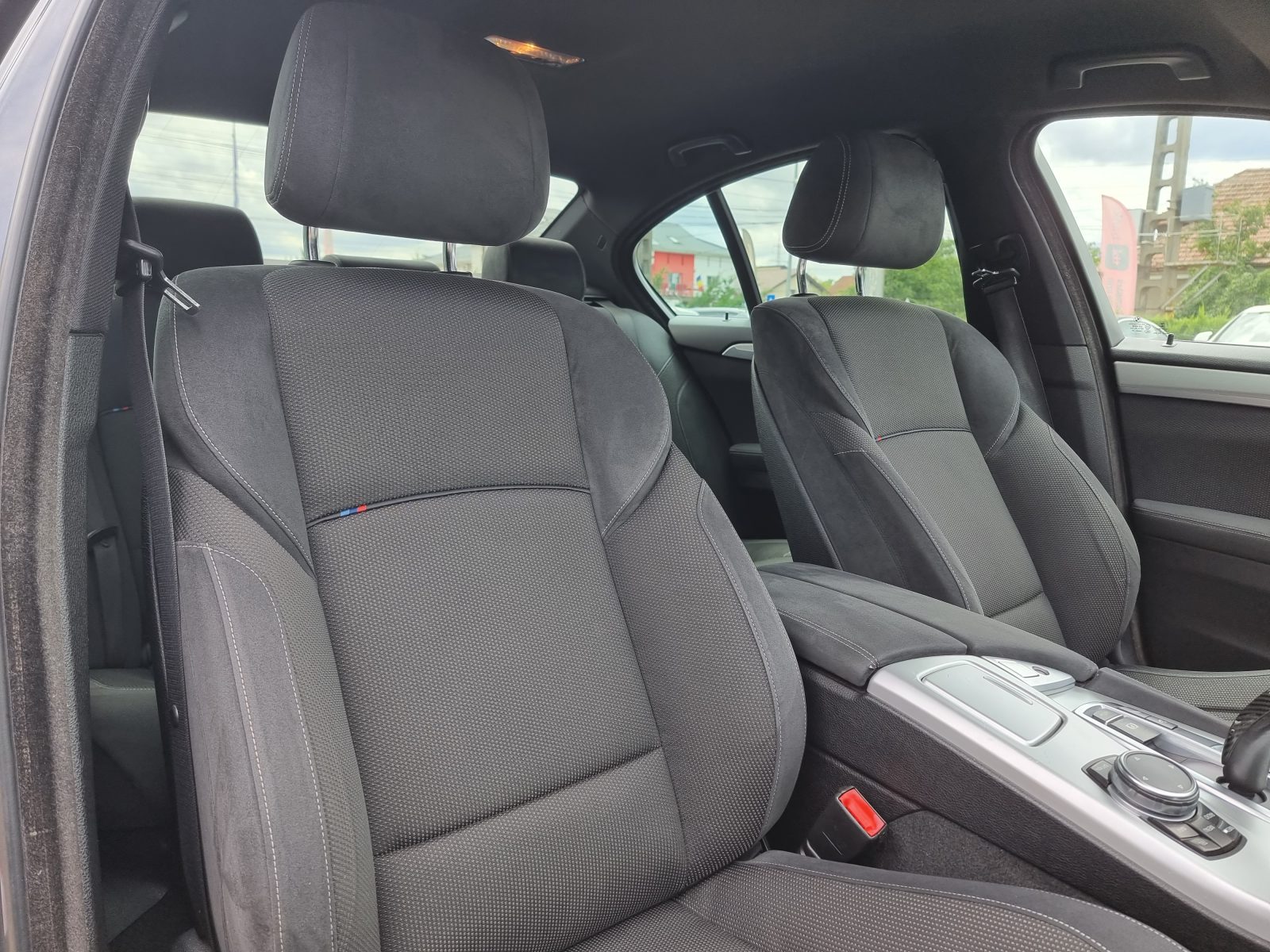 BMW 525D XDRIVE FACELIFT M-PAKET, 2.0 DIESEL, 218 CP, AN 2015, EURO 6           RATE-LIVRARE-GARANTIE