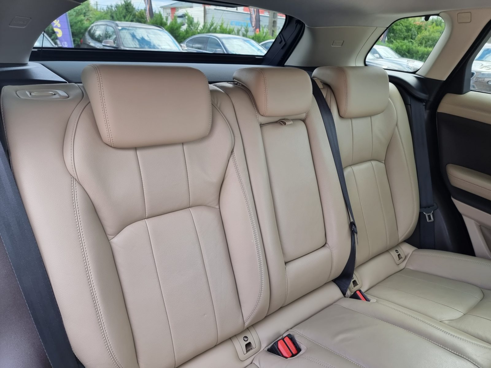LAND ROVER RANGE ROVER EVOQUE 4X4, 2.0 DIESEL, 150 CP, AN 2018, EURO 6                   RATE-LIVRARE-GARANTIE
