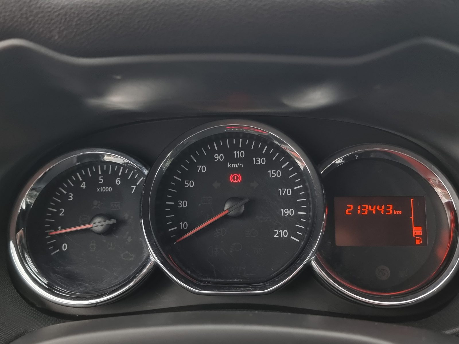 DACIA DUSTER, 1.2 BENZINA, 125 CP, AN 2016, EURO 6           RATE-LIVRARE-GARANTIE
