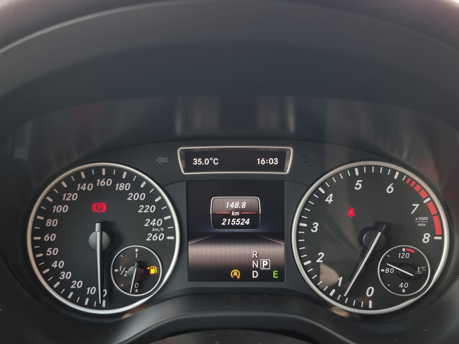 MERCEDES-BENZ A180, 1.6 BENZINA, 122 CP, AN 2015, EURO 6         RATE-LIVRARE-GARANTIE