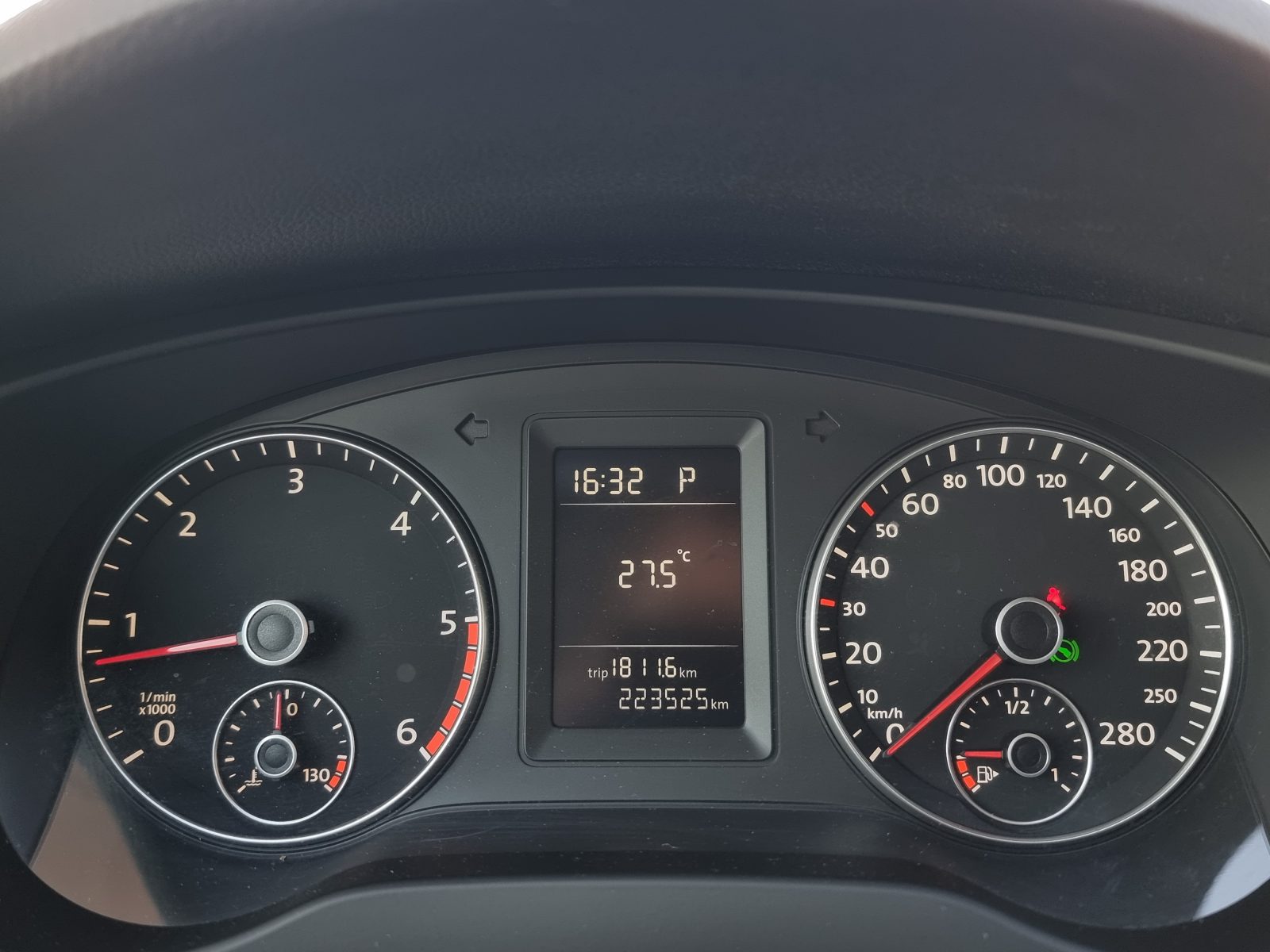 VOLKSWAGEN JETTA, 2.0 TDI, 140 CP, AN 2011, EURO 5     RATE-LIVRARE-GARANTIE