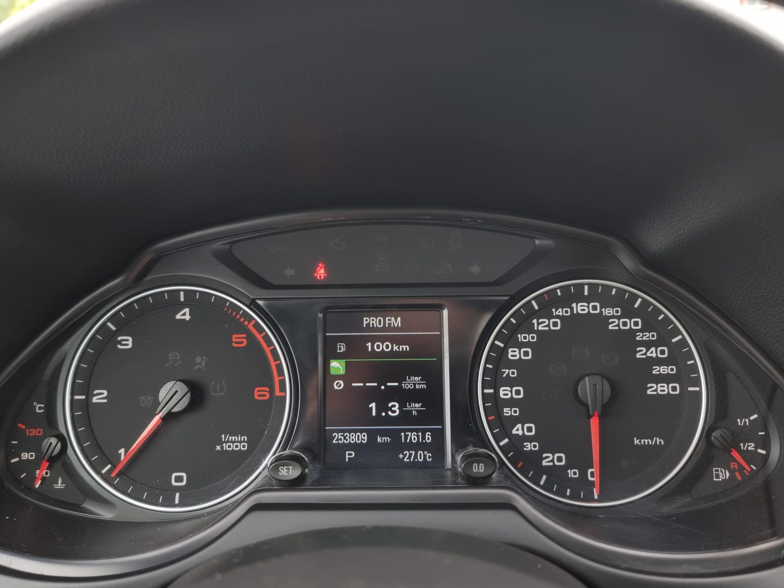 AUDI Q5 S-LINE QUATTRO, 2.0 TDI, 170 CP, AN 2011        RATE-LIVRARE-GARANTIE