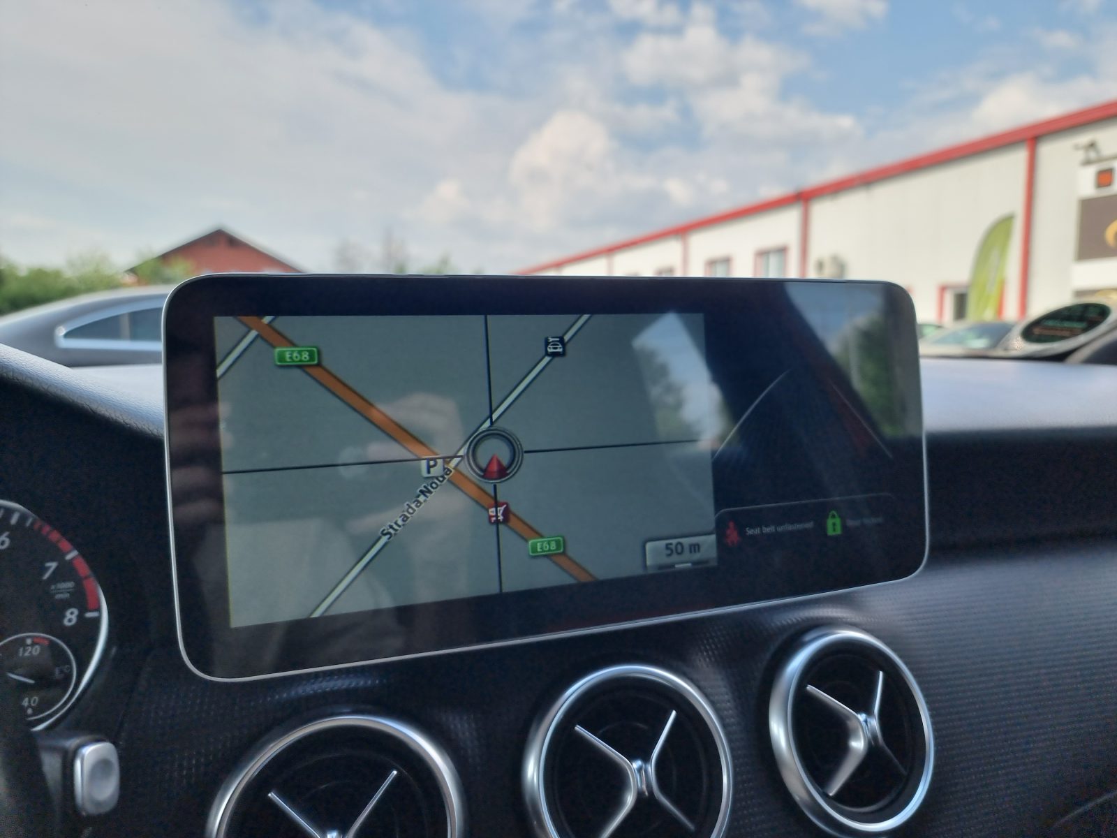 MERCEDES-BENZ A180, 1.6 BENZINA, 122 CP, AN 2015, EURO 6         RATE-LIVRARE-GARANTIE